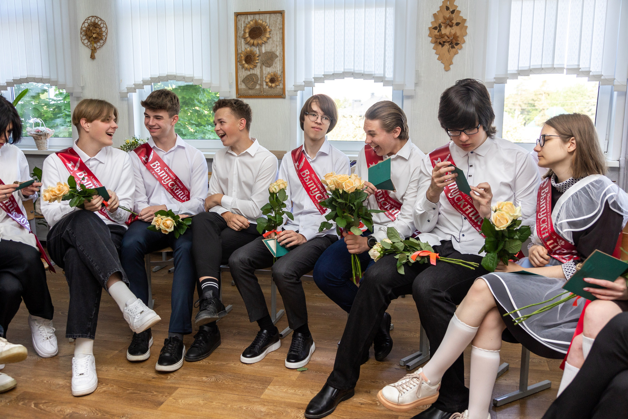 Выпускной в Жодино 2023. Профессиональный интерьерный и репортажный фотограф Минск и РБ. Максим Орлов