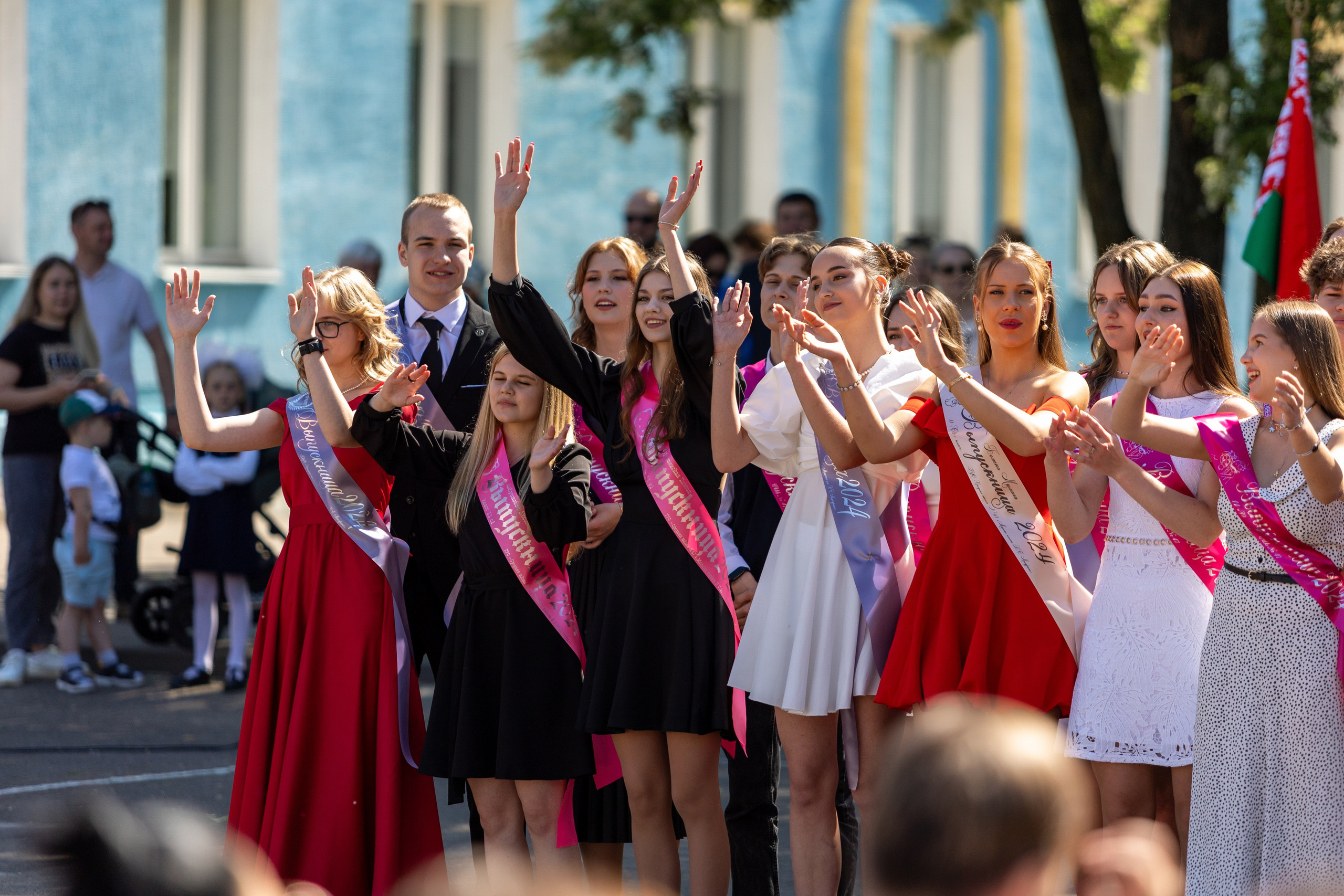 Школа 47. Последний звонок. Профессиональный интерьерный и репортажный фотограф Минск и РБ. Максим Орлов
