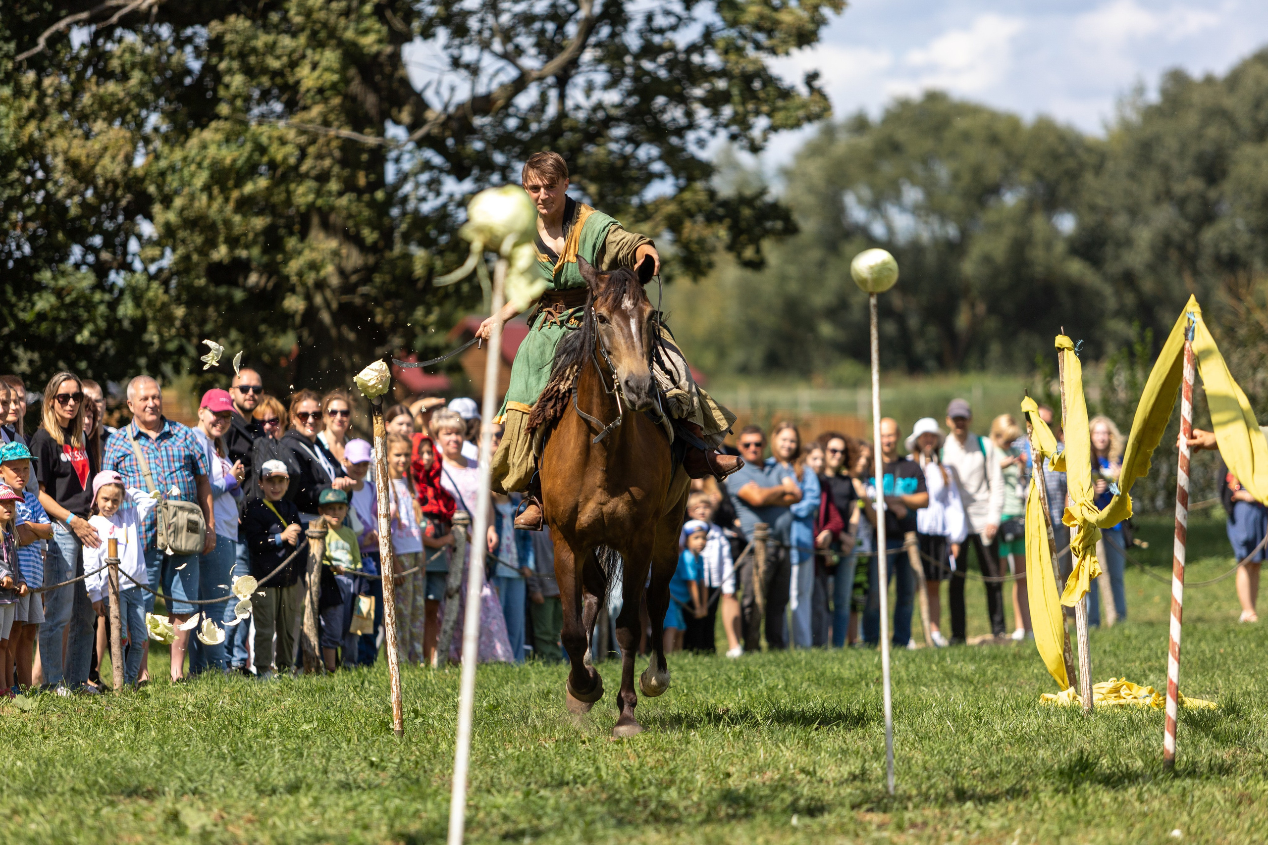 Ежегодный фестиваль средневековья в Дукоре. Профессиональный интерьерный и репортажный фотограф Минск и РБ. Максим Орлов