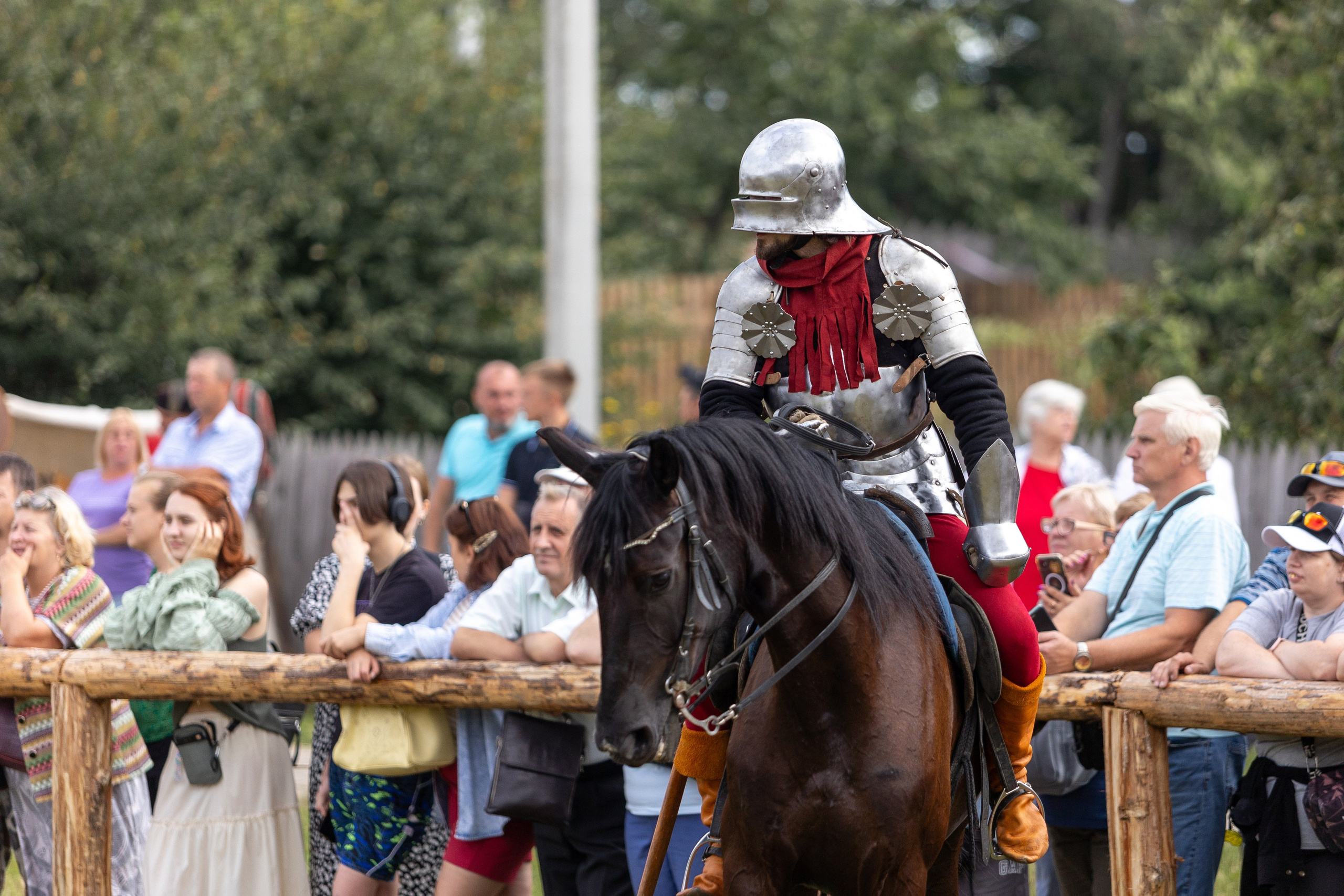 Рыцарский фест. Мстиславль. Профессиональный интерьерный и репортажный фотограф Минск и РБ. Максим Орлов