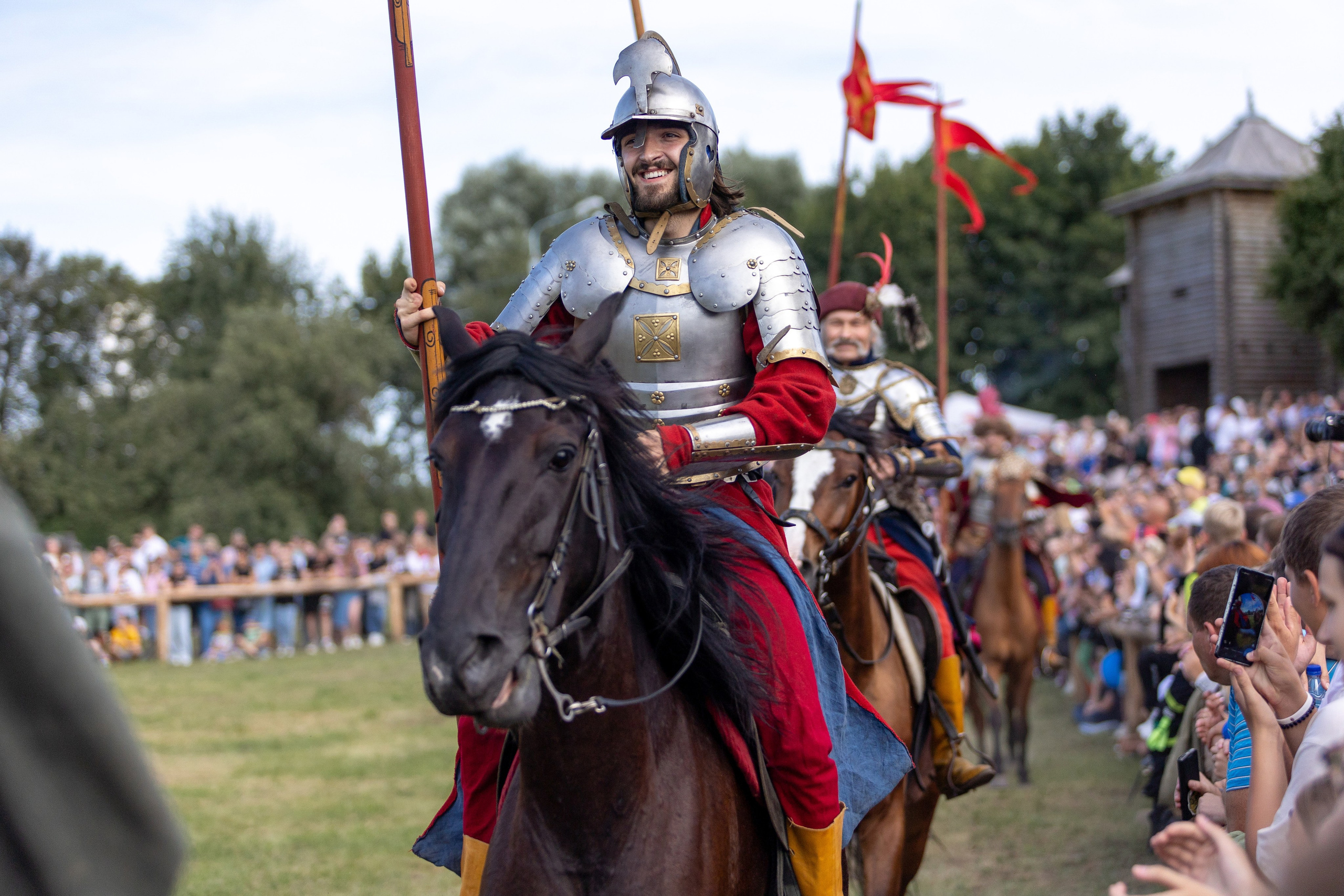 Рыцарский фест. Мстиславль. Профессиональный интерьерный и репортажный фотограф Минск и РБ. Максим Орлов