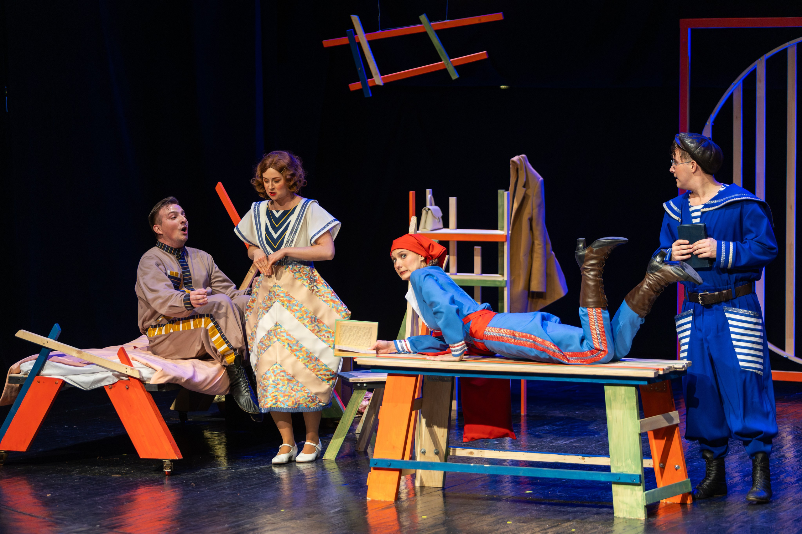 Квадратура круга. Профессиональный интерьерный и репортажный фотограф Минск и РБ. Максим Орлов