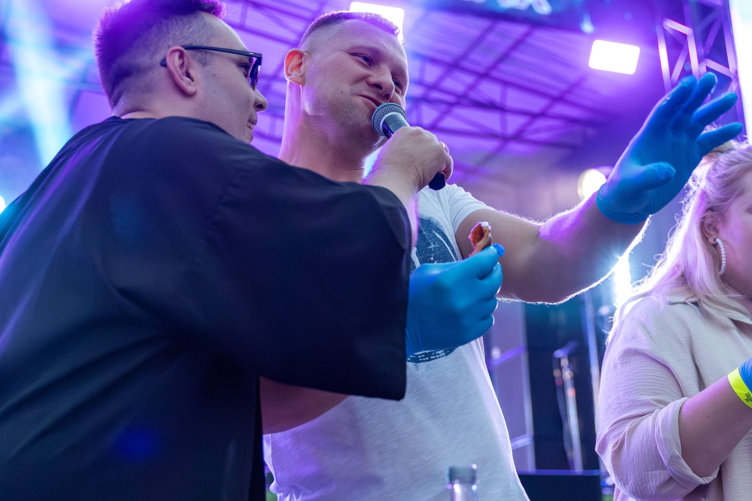 Дискохит. Профессиональный интерьерный и репортажный фотограф Минск и РБ. Максим Орлов