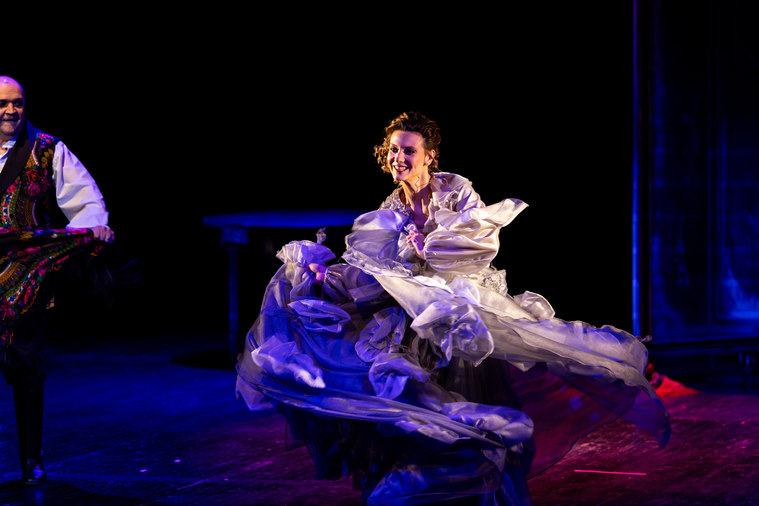 Новый театр «Я вещь». Профессиональный интерьерный и репортажный фотограф Минск и РБ. Максим Орлов