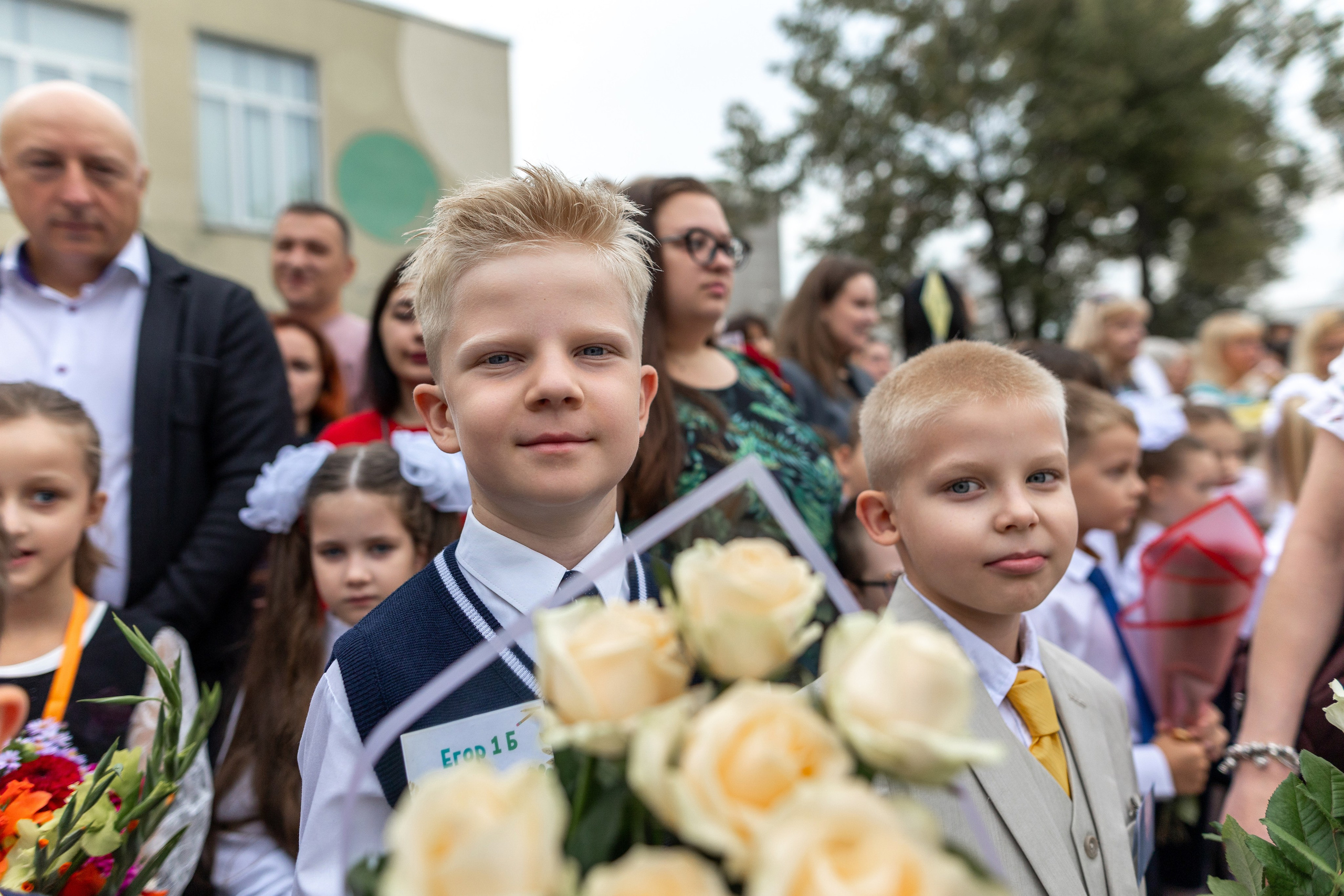 Линейка 1-го сентября. Профессиональный интерьерный и репортажный фотограф Минск и РБ. Максим Орлов
