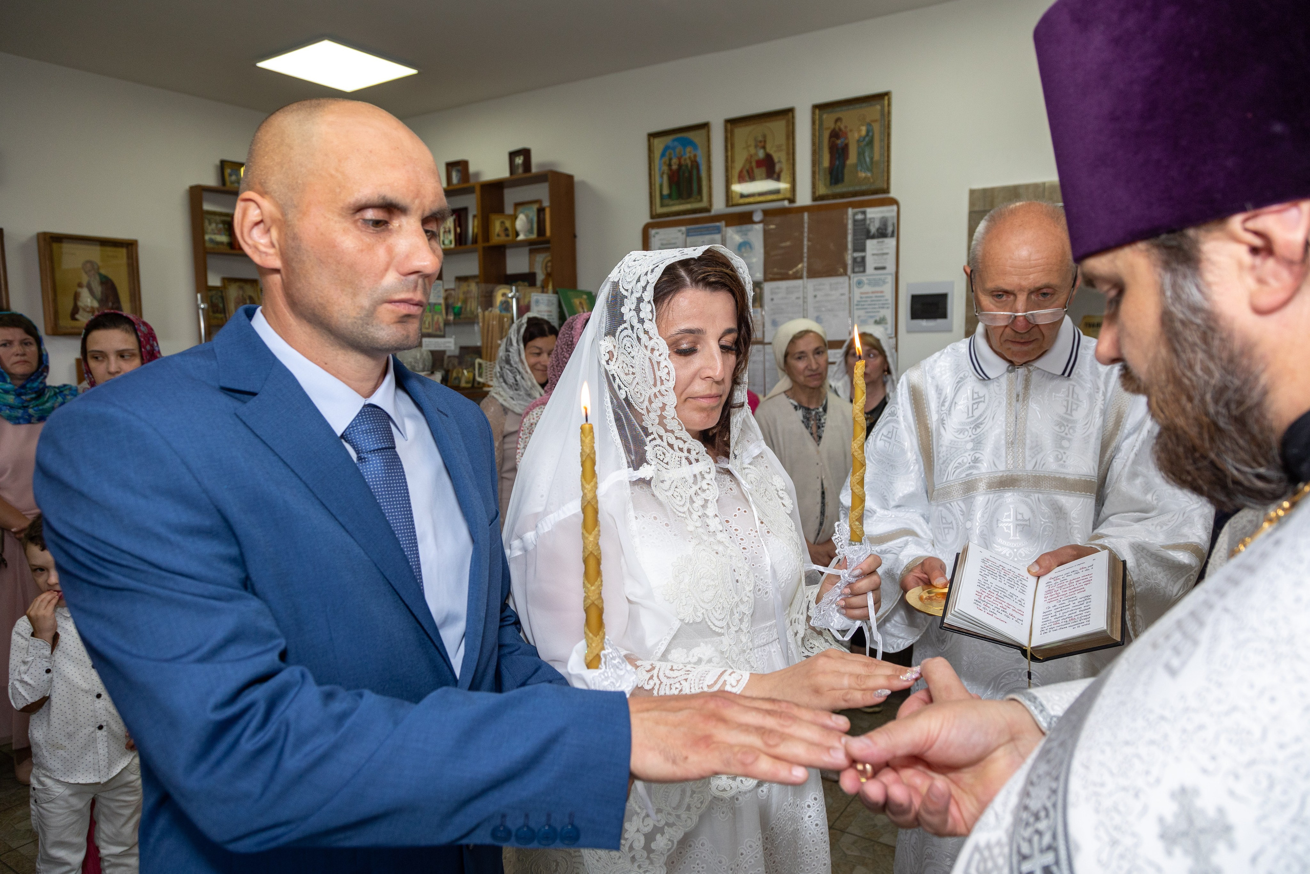 Венчание Михаила и Ольги. Профессиональный интерьерный и репортажный фотограф Минск и РБ. Максим Орлов