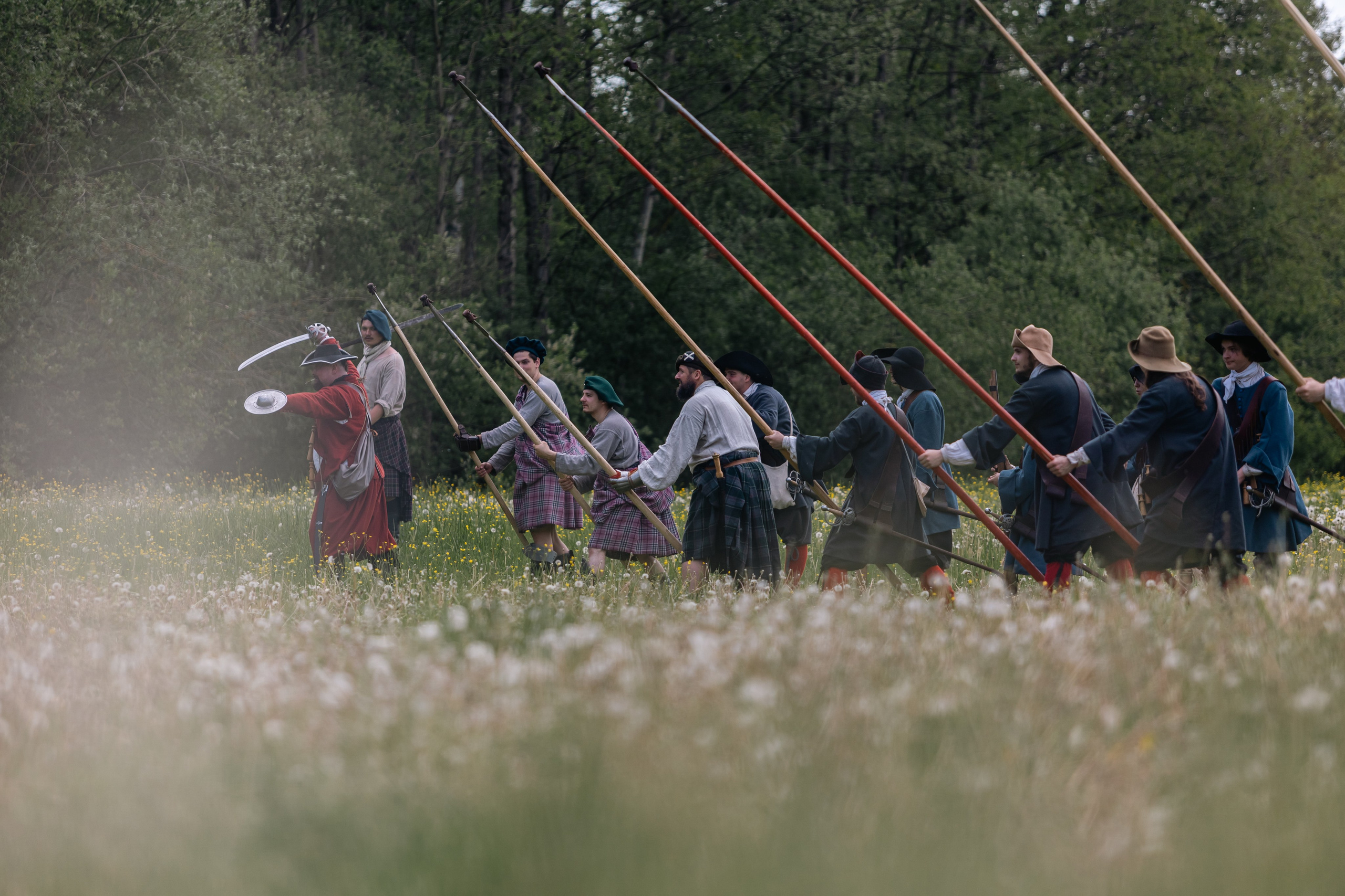 Золотая шпора. Маневры 17 века. Профессиональный интерьерный и репортажный фотограф Минск и РБ. Максим Орлов