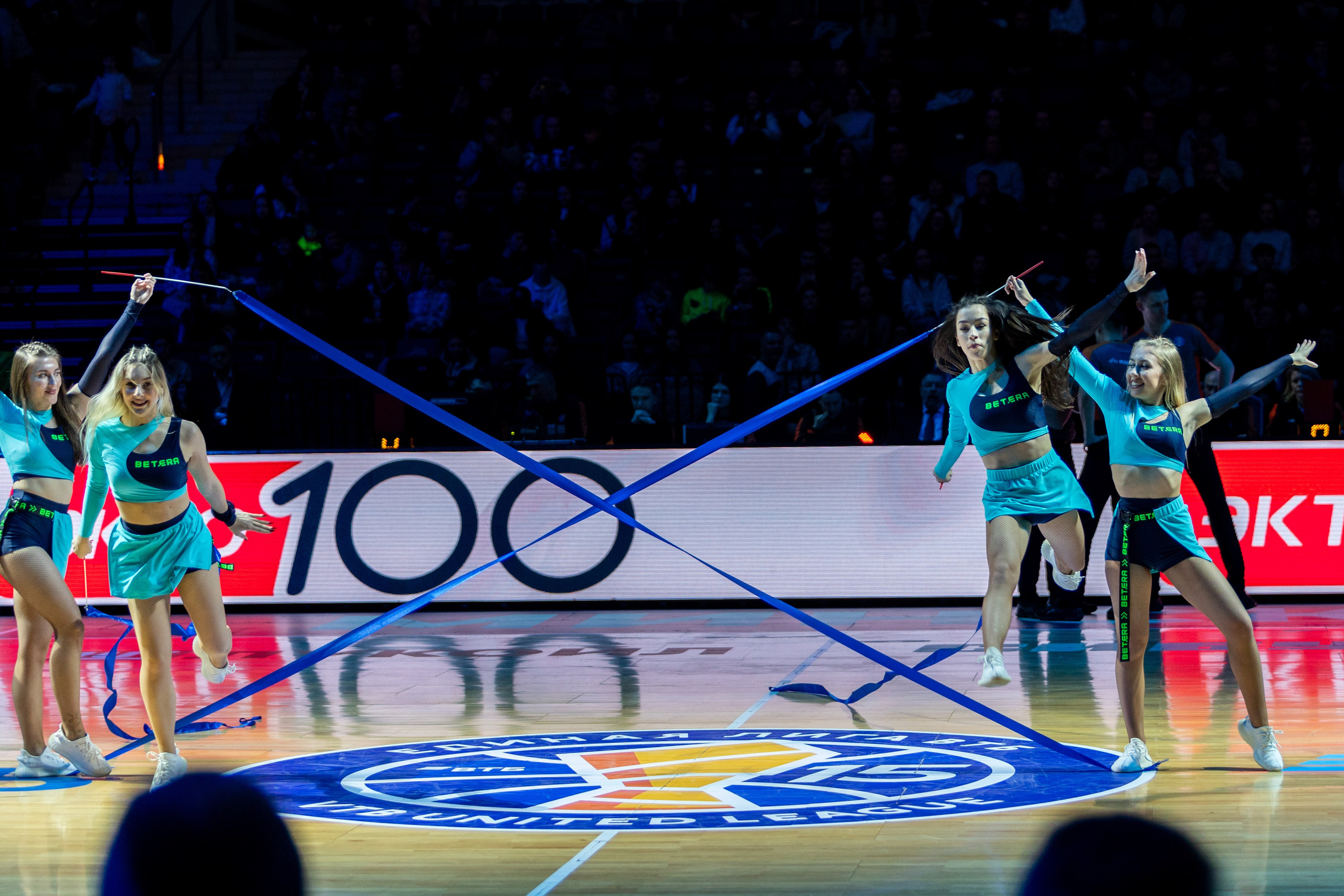 Баскетбол. Лучшие кадры. Минск — Уралмаш 13.02.2024. Профессиональный интерьерный и репортажный фотограф Минск и РБ. Максим Орлов