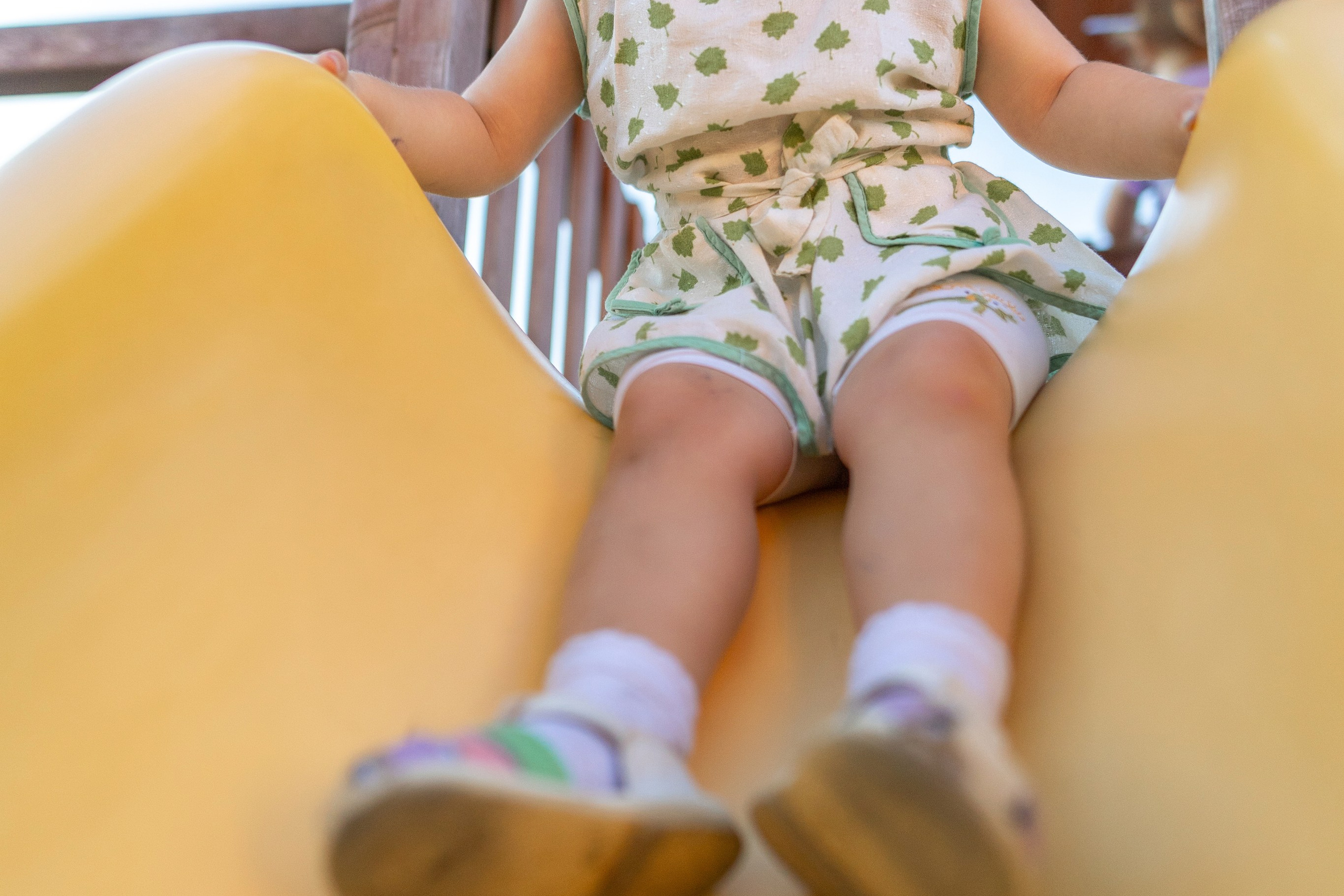 Детская живая фотосессия. Профессиональный интерьерный и репортажный фотограф Минск и РБ. Максим Орлов