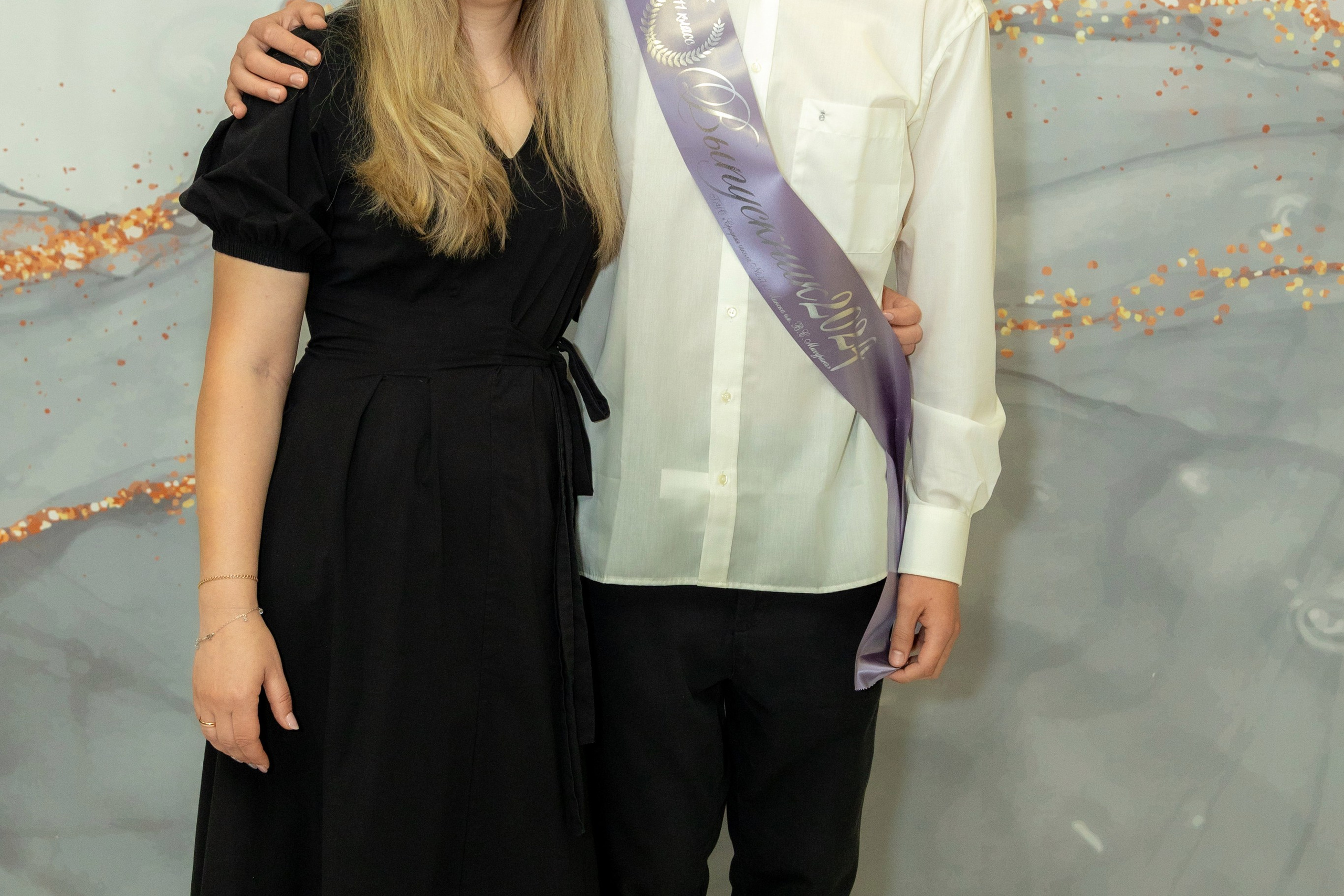 Вручение дипломов. 47 школа. Профессиональный интерьерный и репортажный фотограф Минск и РБ. Максим Орлов