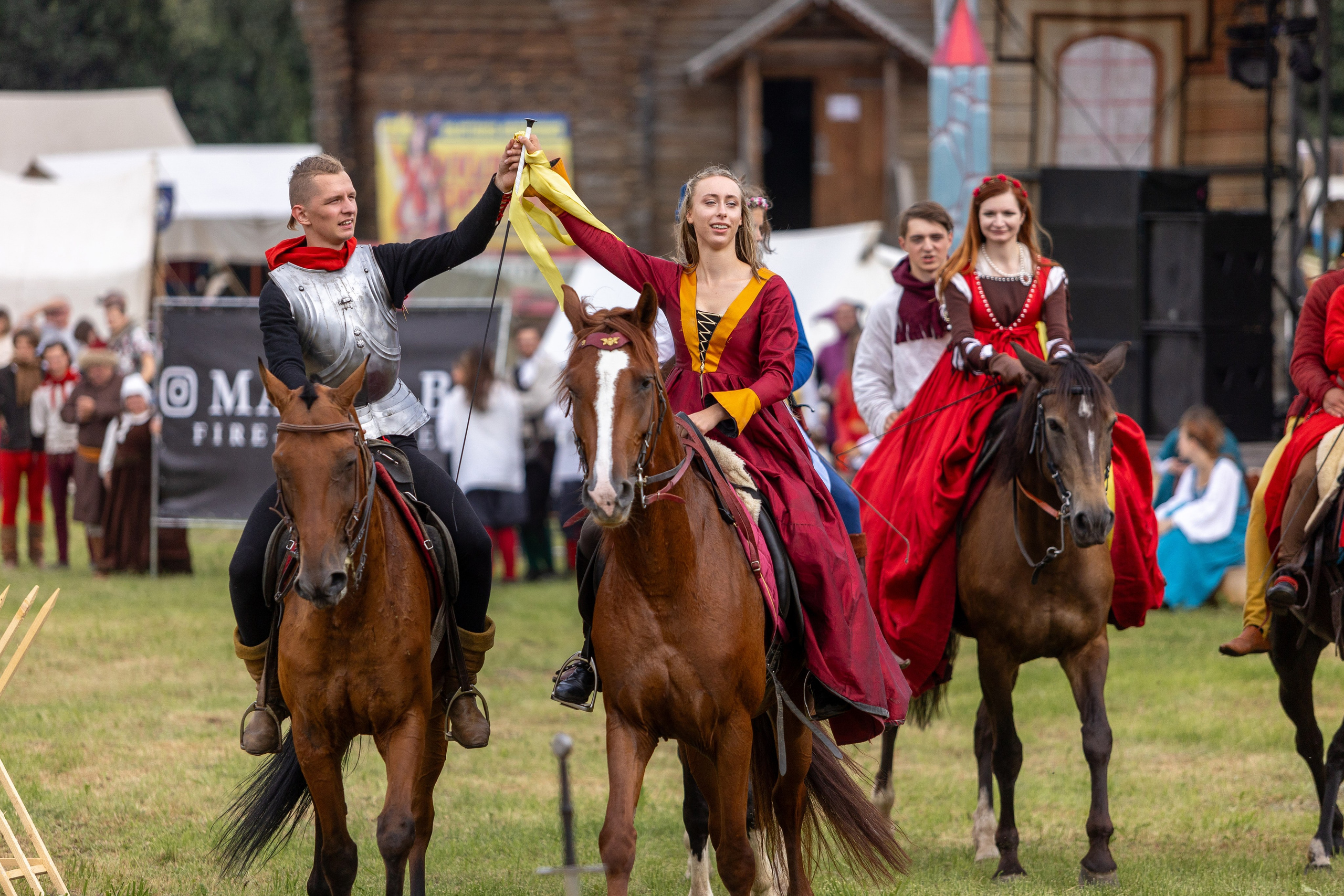 Рыцарский фест. Мстиславль. Профессиональный интерьерный и репортажный фотограф Минск и РБ. Максим Орлов