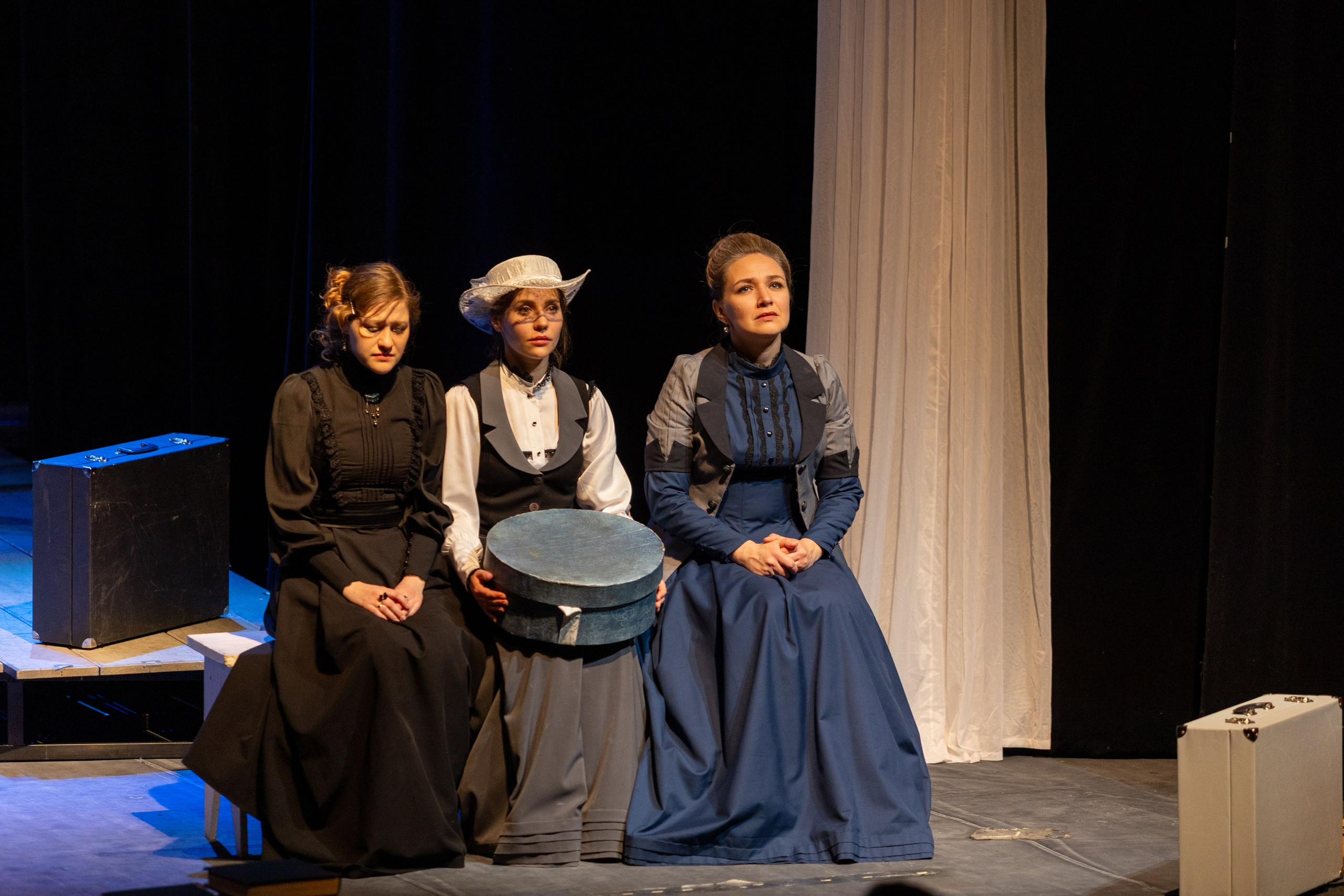 Театр белорусской армии «Три сестры». Профессиональный интерьерный и репортажный фотограф Минск и РБ. Максим Орлов