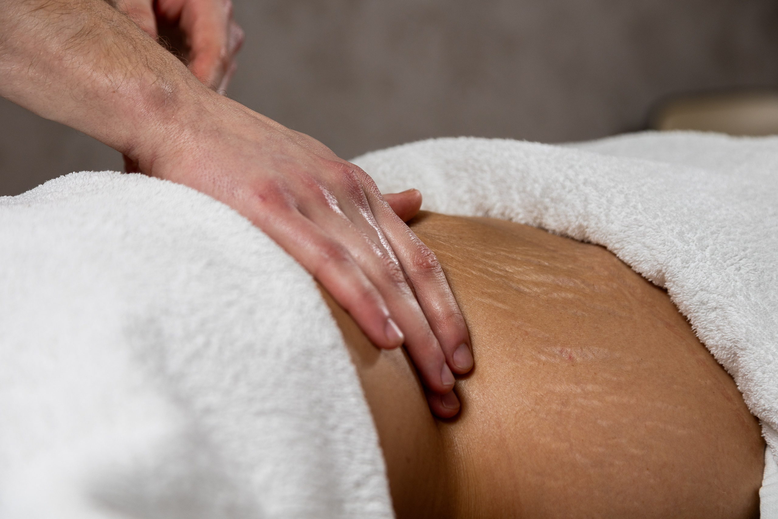 Реклама салона красоты «Манго». Профессиональный интерьерный и репортажный фотограф Минск и РБ. Максим Орлов