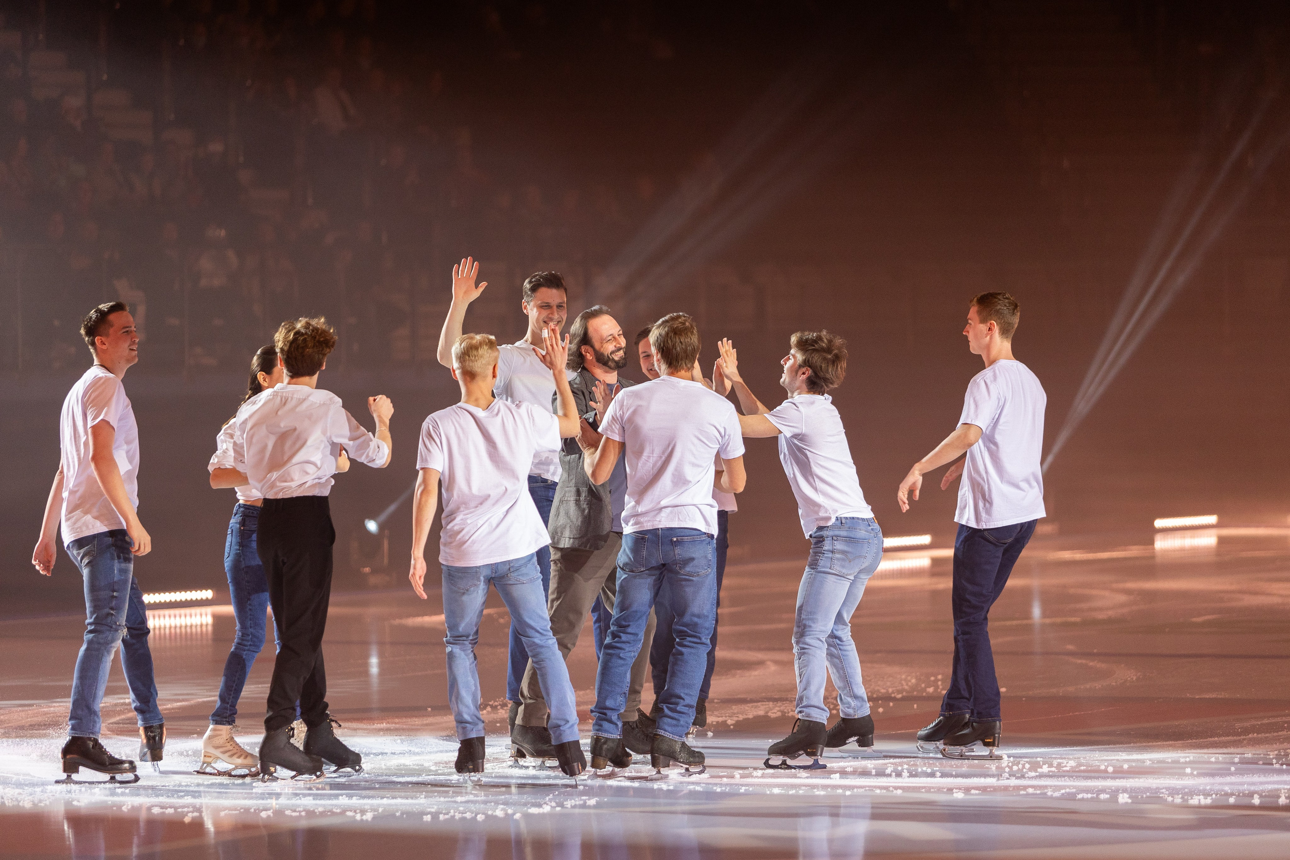 Ледовое шоу Ильи Авербуха 30.03.2024. Профессиональный интерьерный и репортажный фотограф Минск и РБ. Максим Орлов