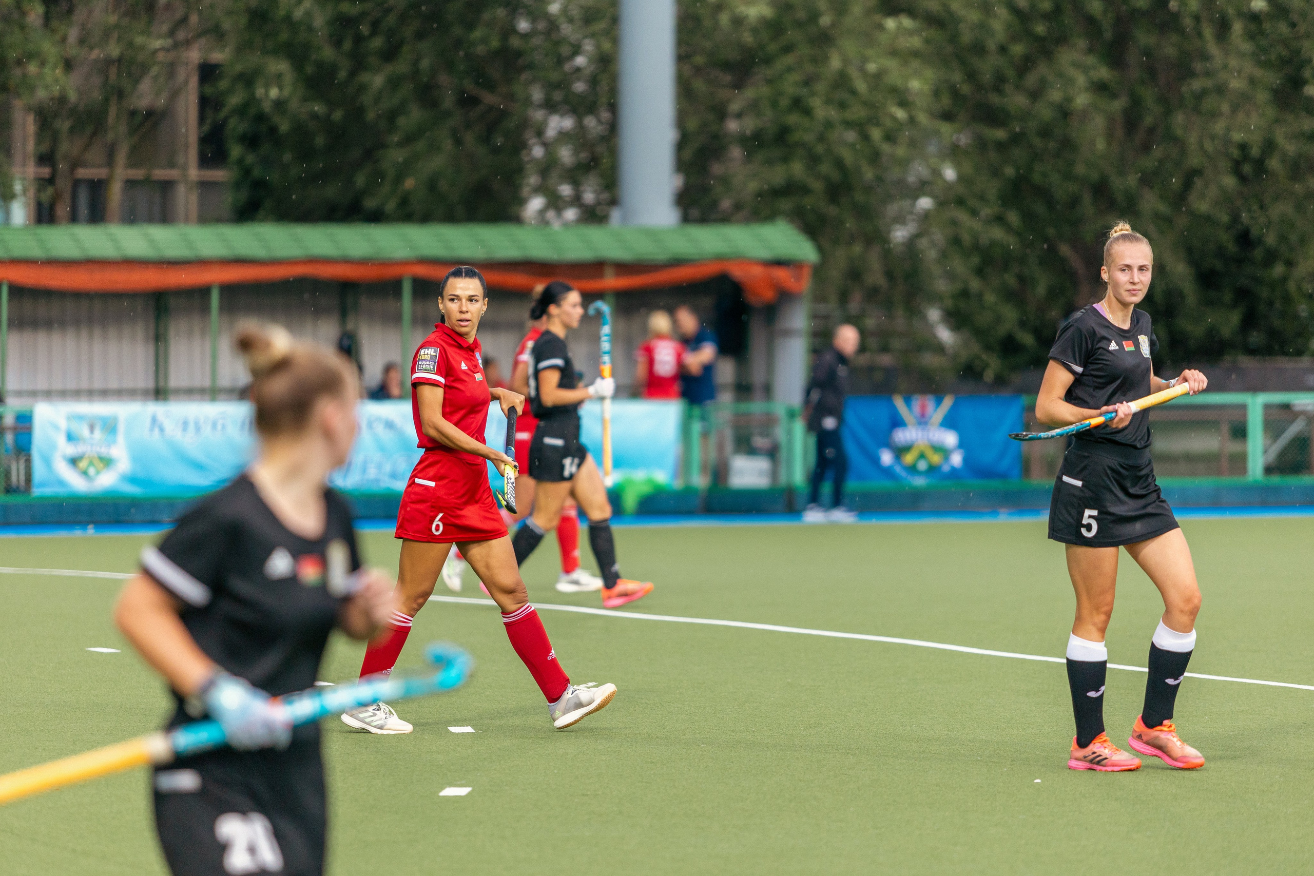 Хоккей на траве. Девушки. ХК Минск — ХК Виктория (Смолевичи) 10.06.2024. Профессиональный интерьерный и репортажный фотограф Минск и РБ. Максим Орлов