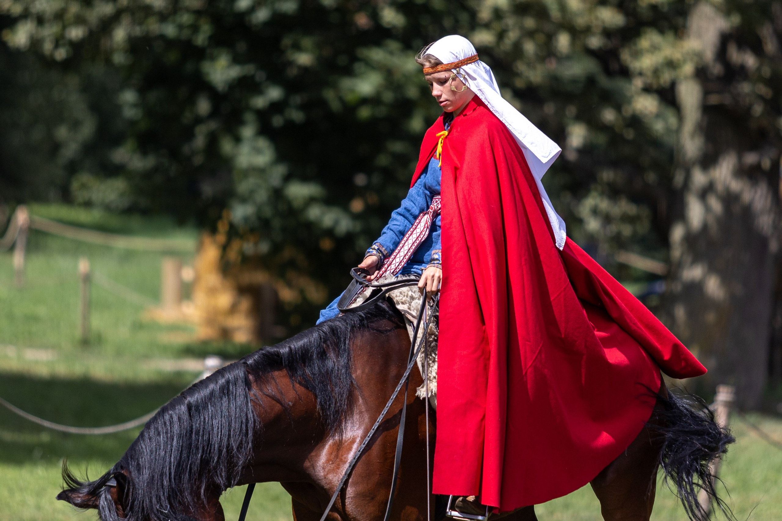 Ежегодный фестиваль средневековья в Дукоре. Профессиональный интерьерный и репортажный фотограф Минск и РБ. Максим Орлов