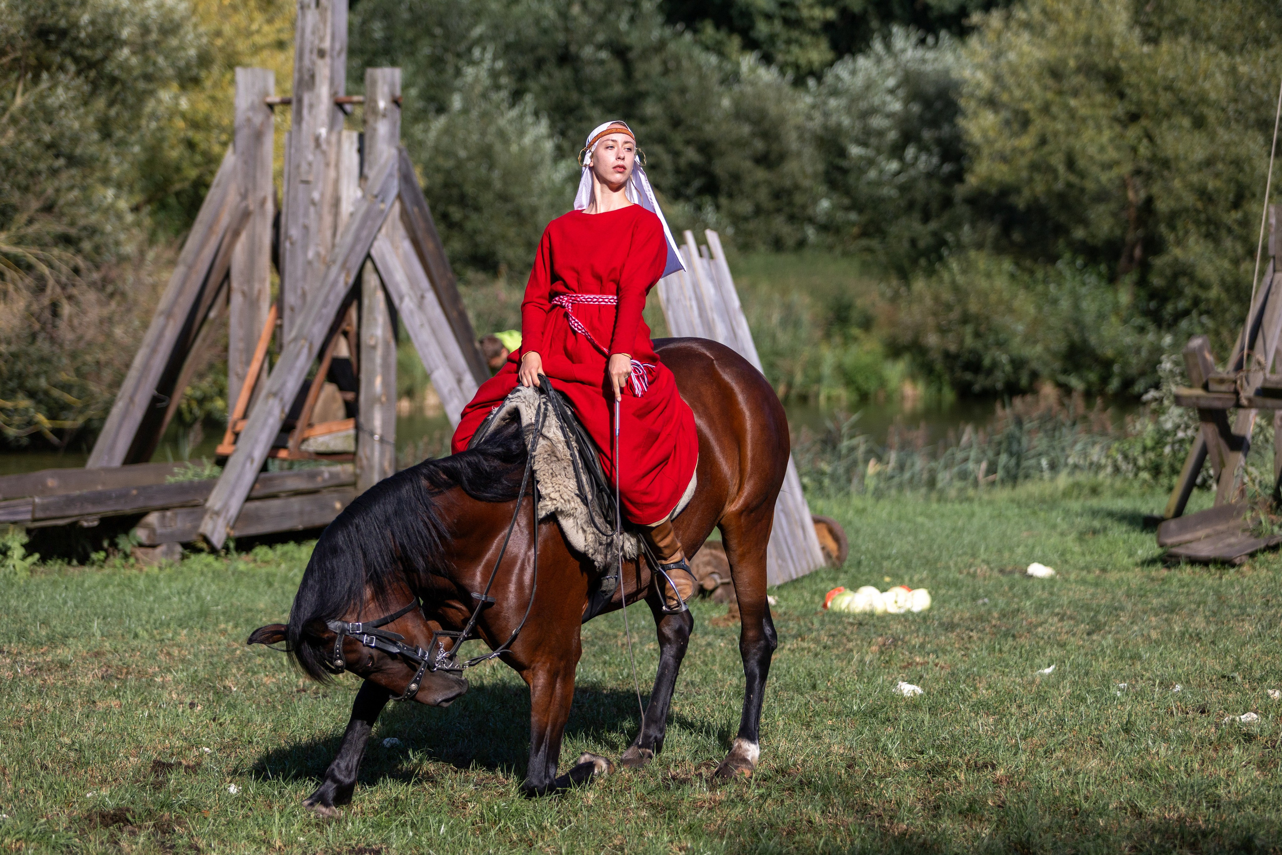 Ежегодный фестиваль средневековья в Дукоре. Профессиональный интерьерный и репортажный фотограф Минск и РБ. Максим Орлов
