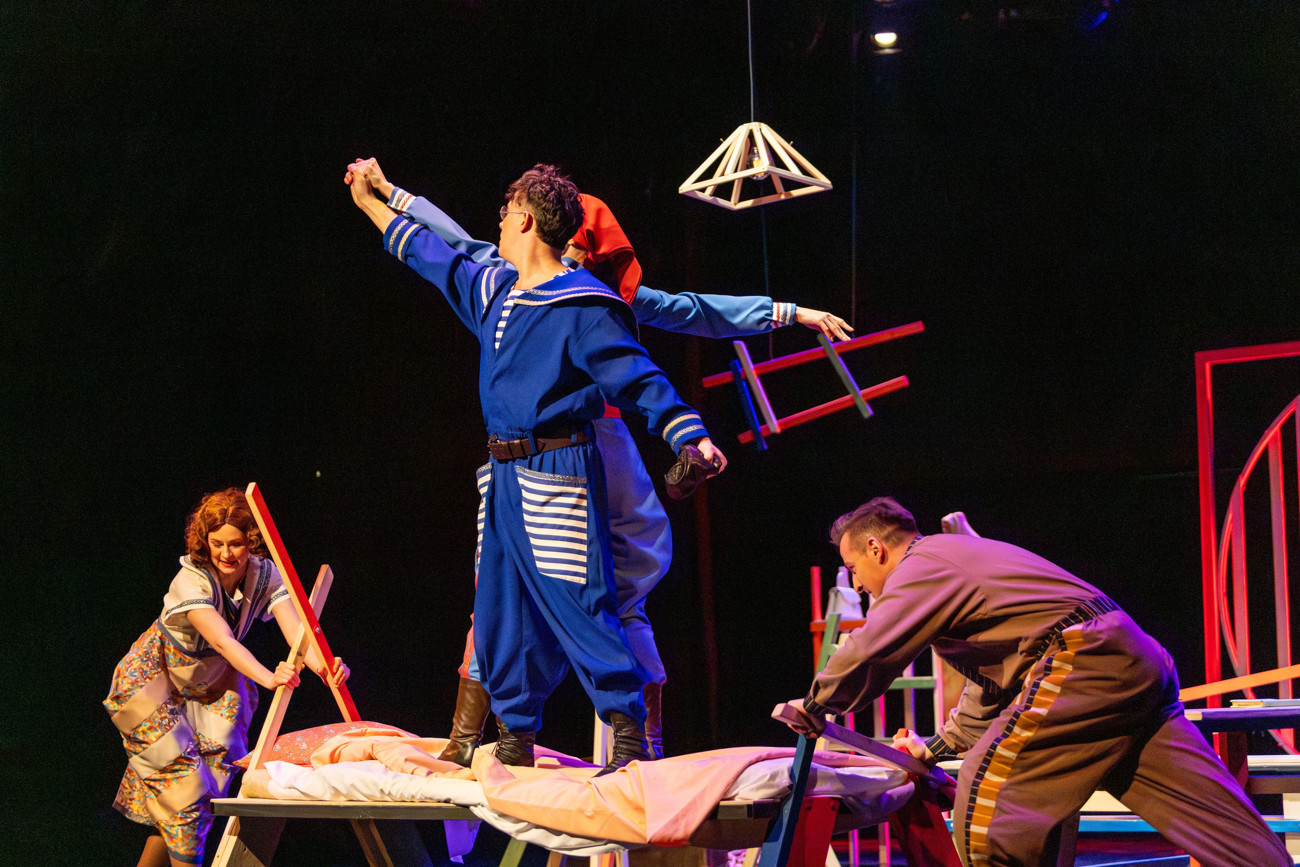 Квадратура круга. Профессиональный интерьерный и репортажный фотограф Минск и РБ. Максим Орлов