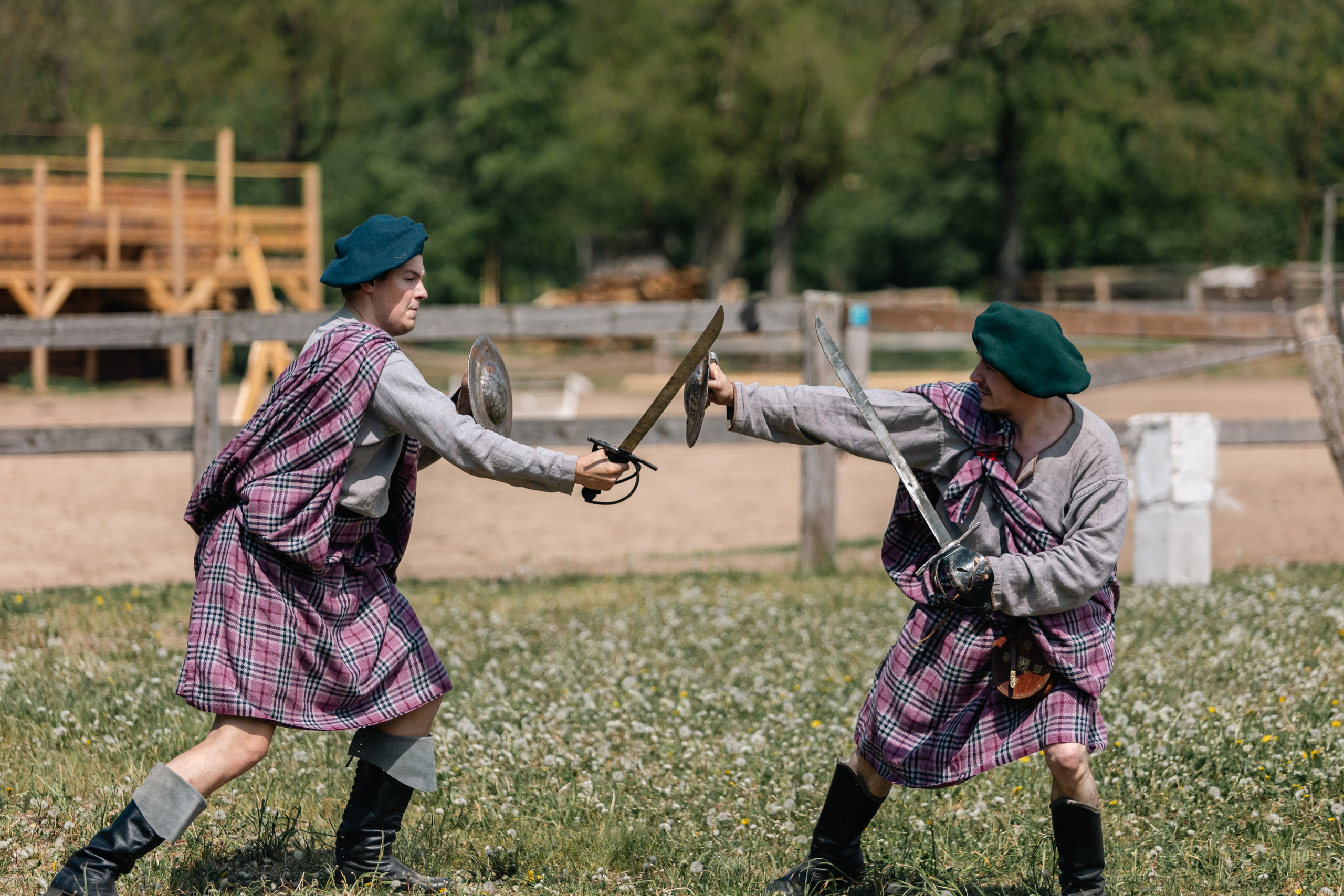 Золотая шпора. Маневры 17 века. Профессиональный интерьерный и репортажный фотограф Минск и РБ. Максим Орлов