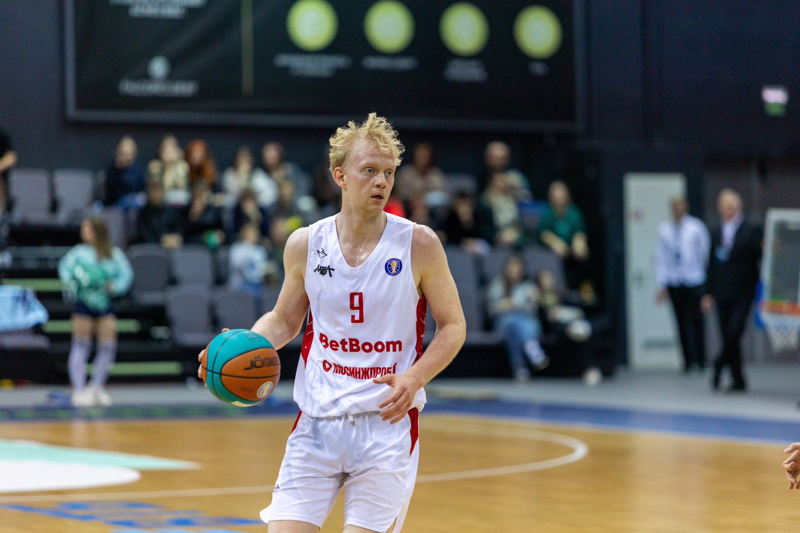 Баскетбол. Минск — MBA. 09.03.2024. Профессиональный интерьерный и репортажный фотограф Минск и РБ. Максим Орлов