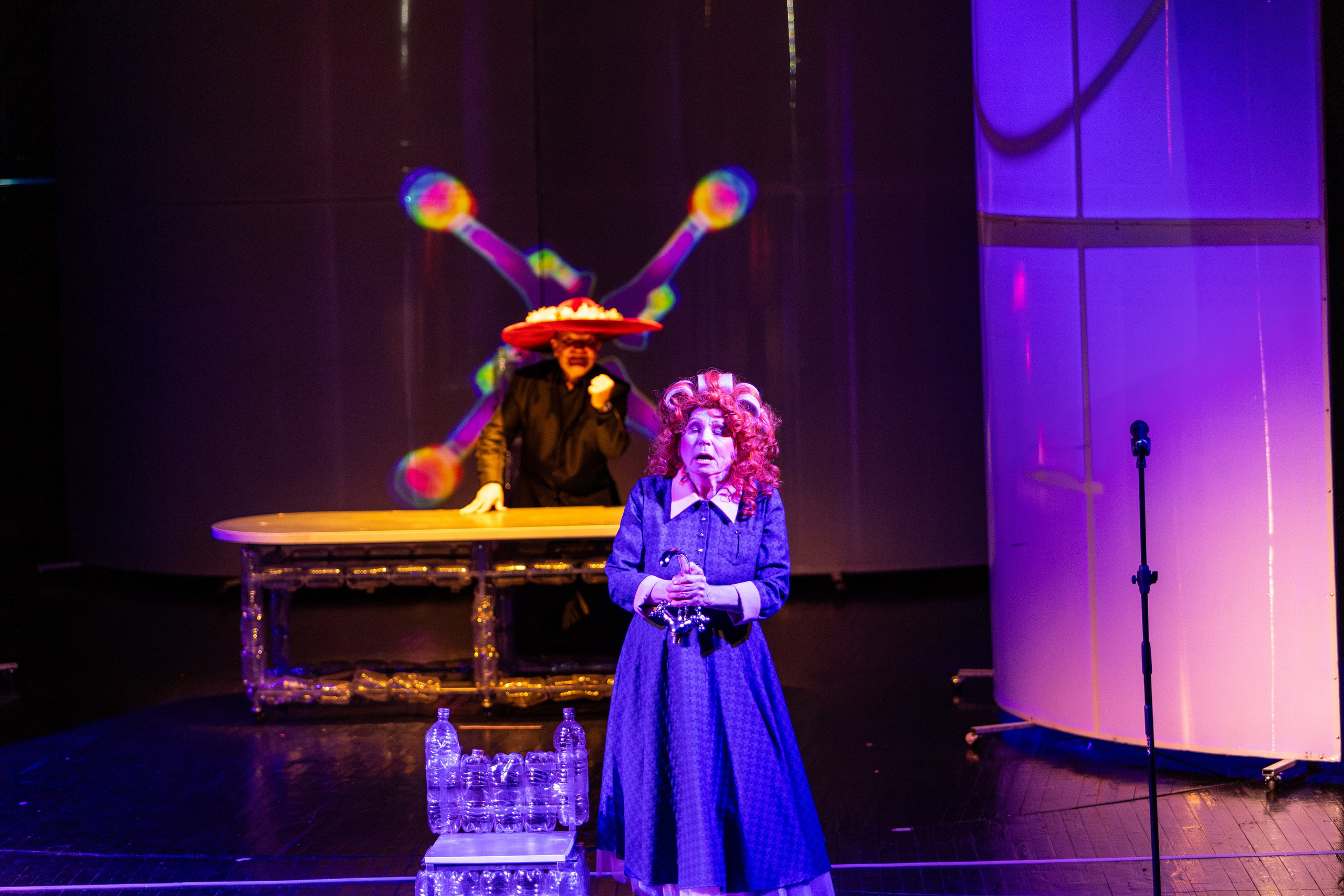 Новый театр «Нобелевская неделя». Профессиональный интерьерный и репортажный фотограф Минск и РБ. Максим Орлов