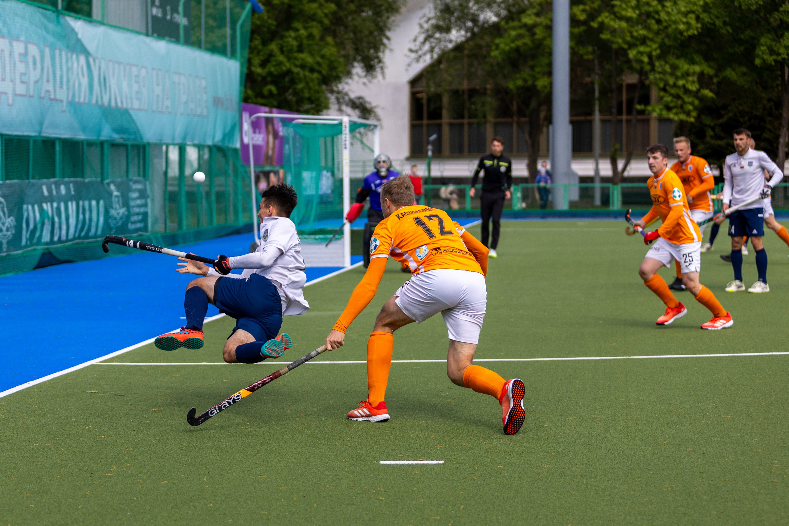 Хоккей на траве. ХК Минск — СК Строитель 11.05.2024. Профессиональный интерьерный и репортажный фотограф Минск и РБ. Максим Орлов