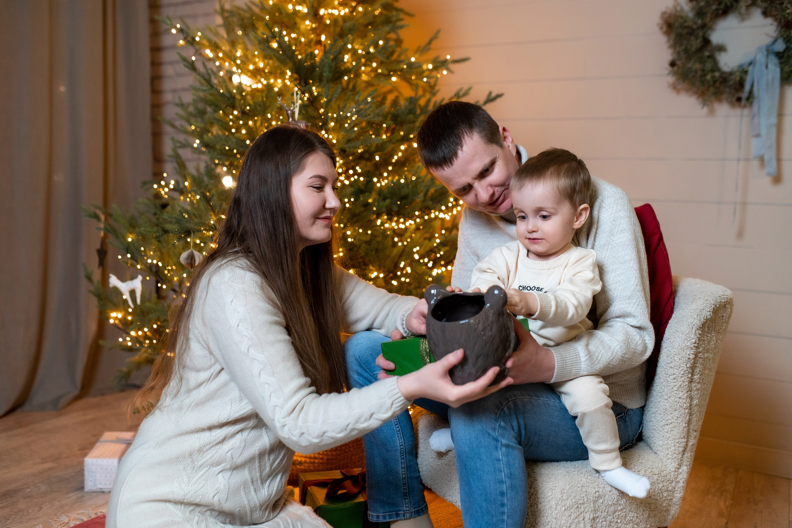 Саша и Оля (новогодняя). Профессиональный интерьерный и репортажный фотограф Минск и РБ. Максим Орлов