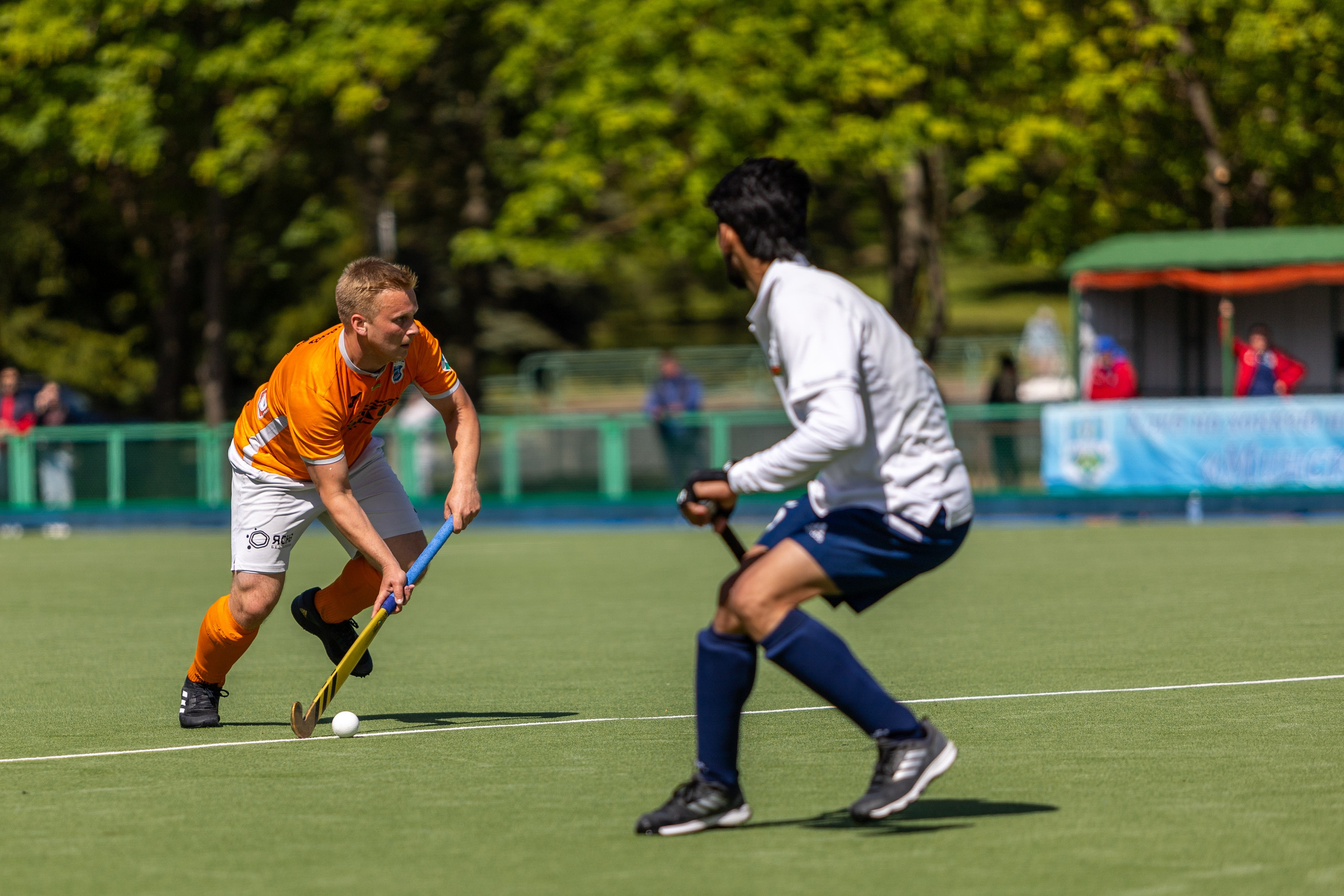 Хоккей на траве. ХК Минск — СК Строитель 12.05.2024. Профессиональный интерьерный и репортажный фотограф Минск и РБ. Максим Орлов