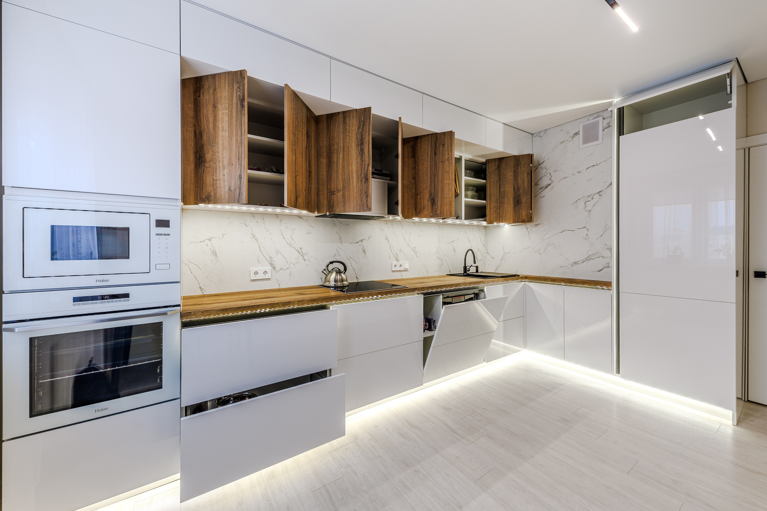 Интерьер кухни. Профессиональный интерьерный и репортажный фотограф Минск и РБ. Максим Орлов