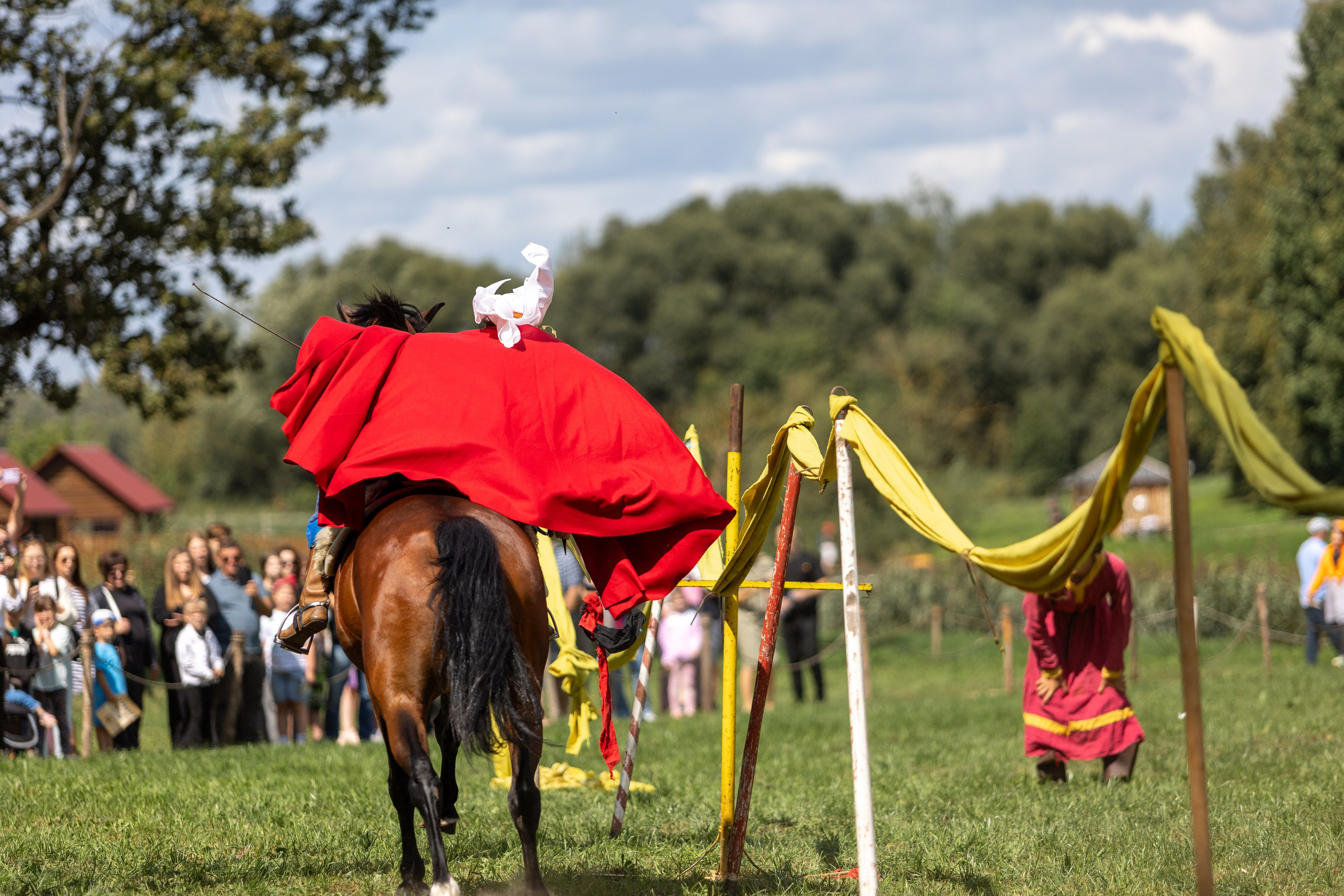 Ежегодный фестиваль средневековья в Дукоре. Профессиональный интерьерный и репортажный фотограф Минск и РБ. Максим Орлов