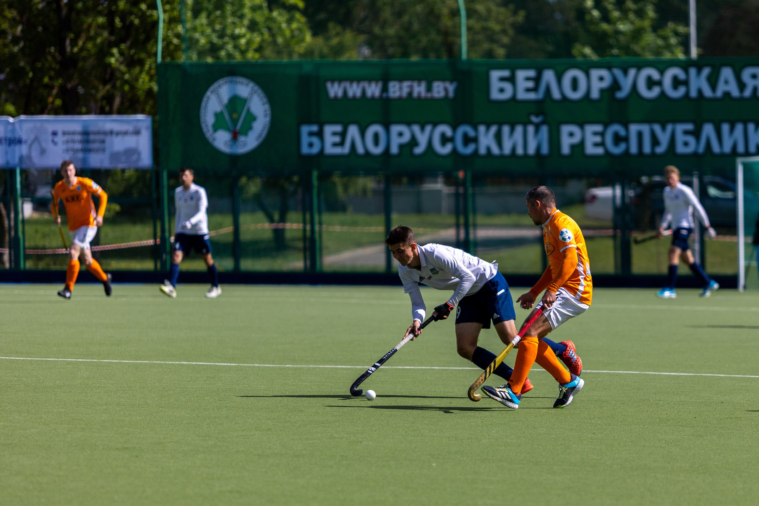 Хоккей на траве. ХК Минск — СК Строитель 11.05.2024. Профессиональный интерьерный и репортажный фотограф Минск и РБ. Максим Орлов