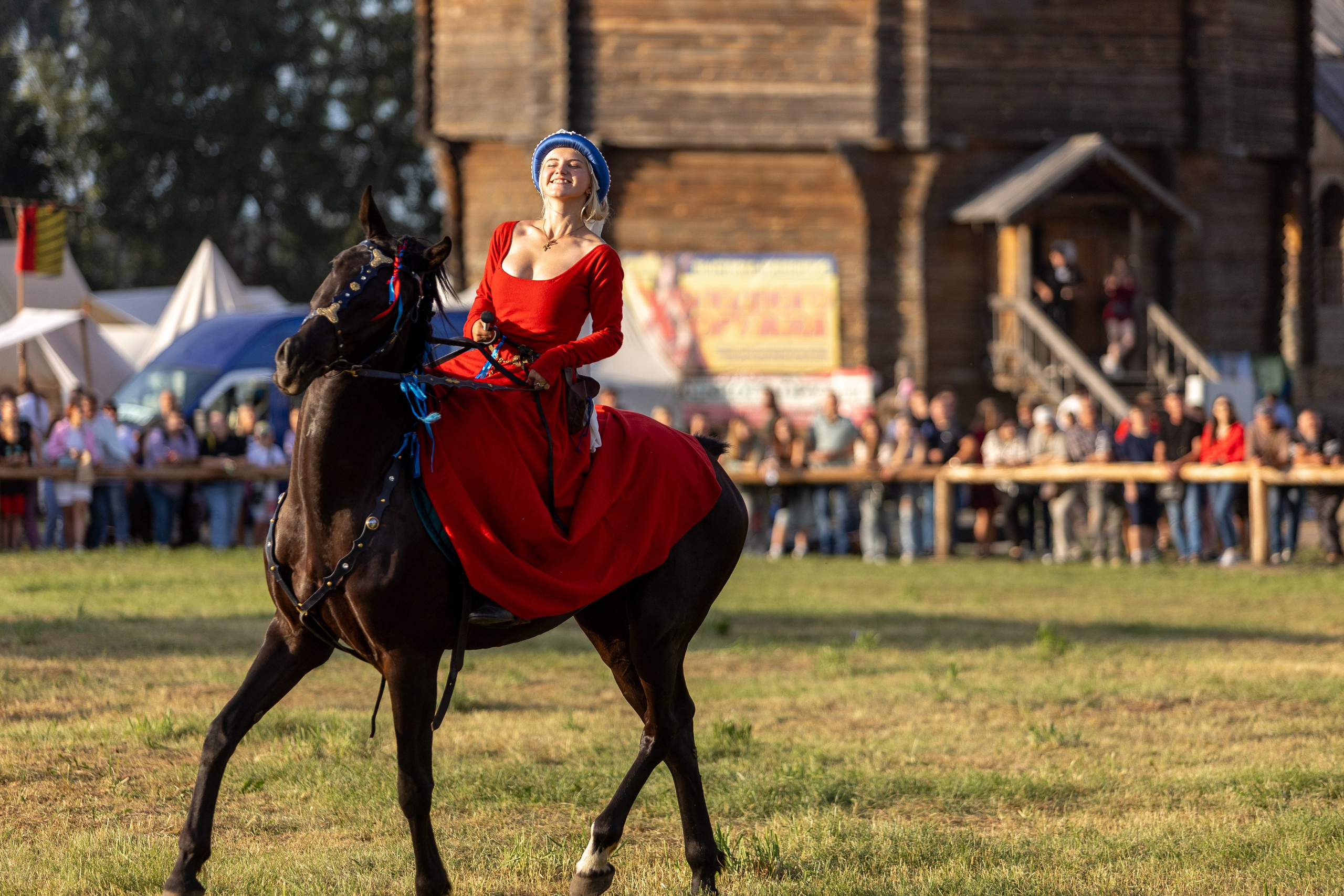 Рыцарский фест. Мстиславль. Профессиональный интерьерный и репортажный фотограф Минск и РБ. Максим Орлов