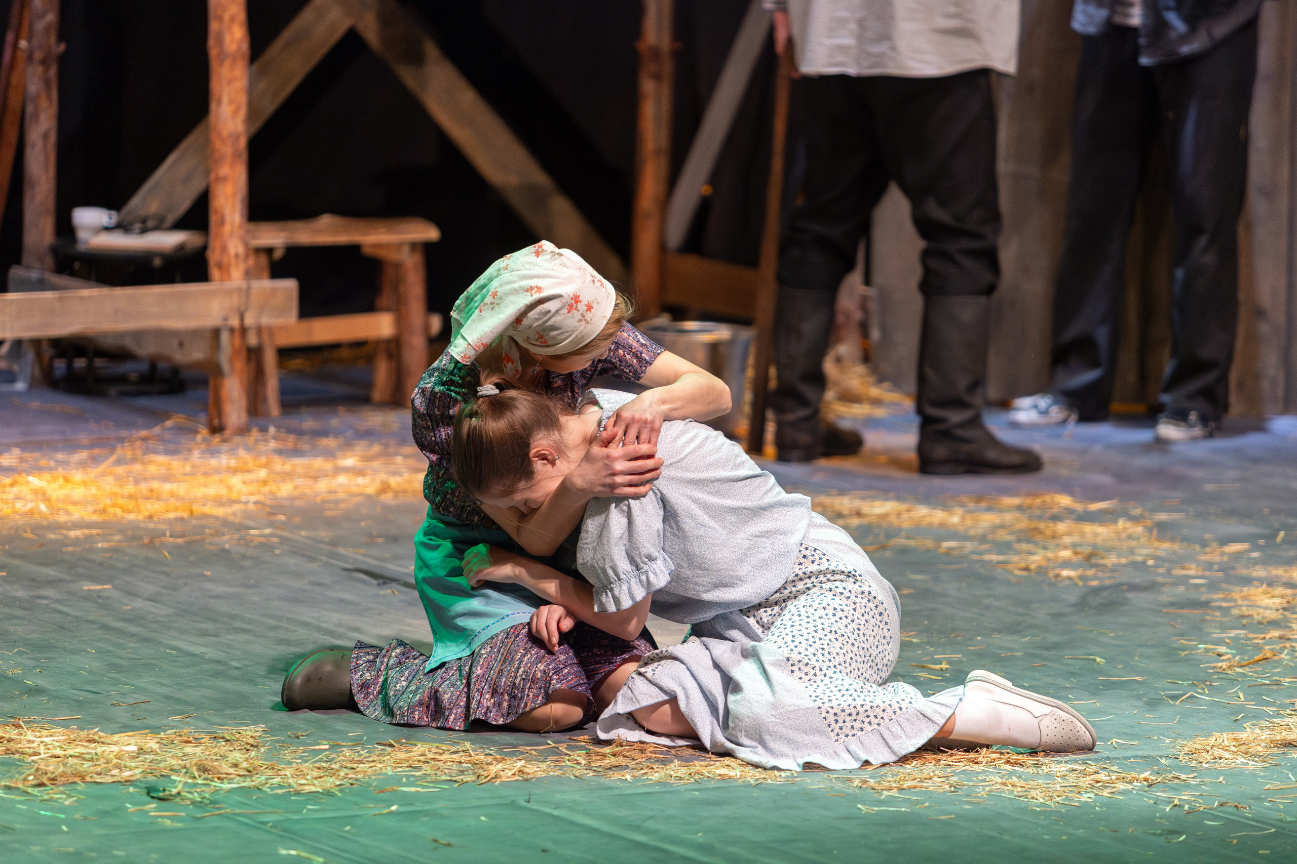 Театр белорусской армии «Очень простая история». Профессиональный интерьерный и репортажный фотограф Минск и РБ. Максим Орлов