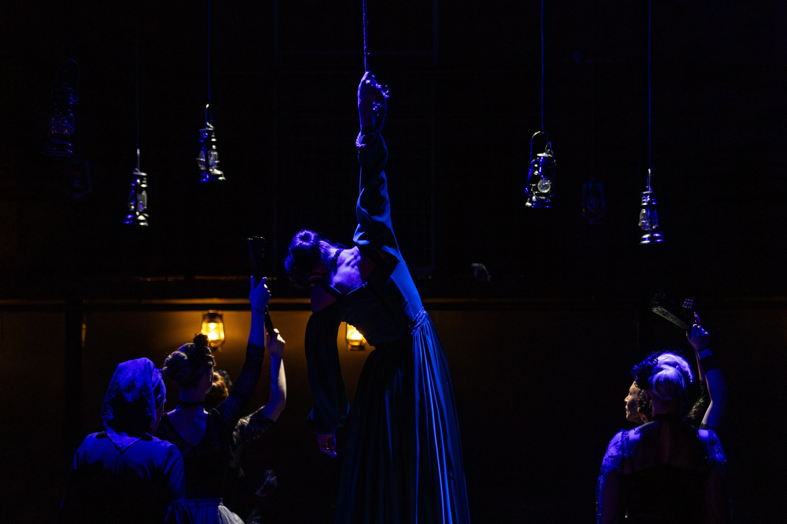 Новый театр «Дом Бернарды Альбы». Профессиональный интерьерный и репортажный фотограф Минск и РБ. Максим Орлов