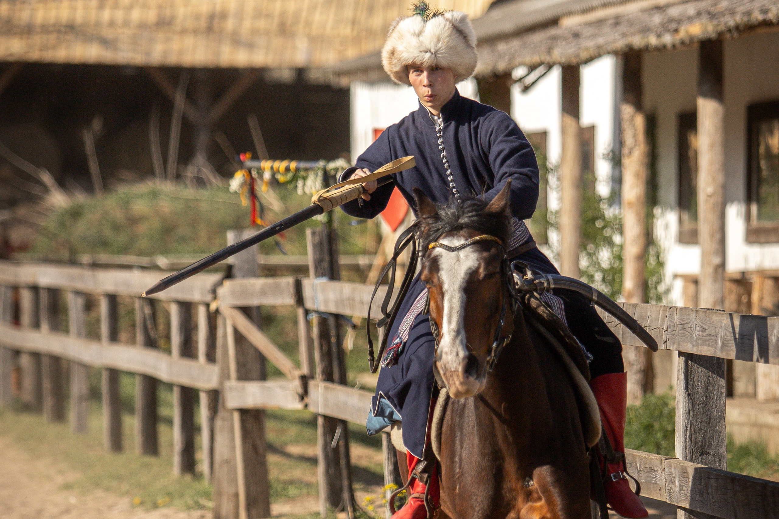Золотая Шпора. Огнем и Мечем. День первый. Рыцарский турнир. Профессиональный интерьерный и репортажный фотограф Минск и РБ. Максим Орлов