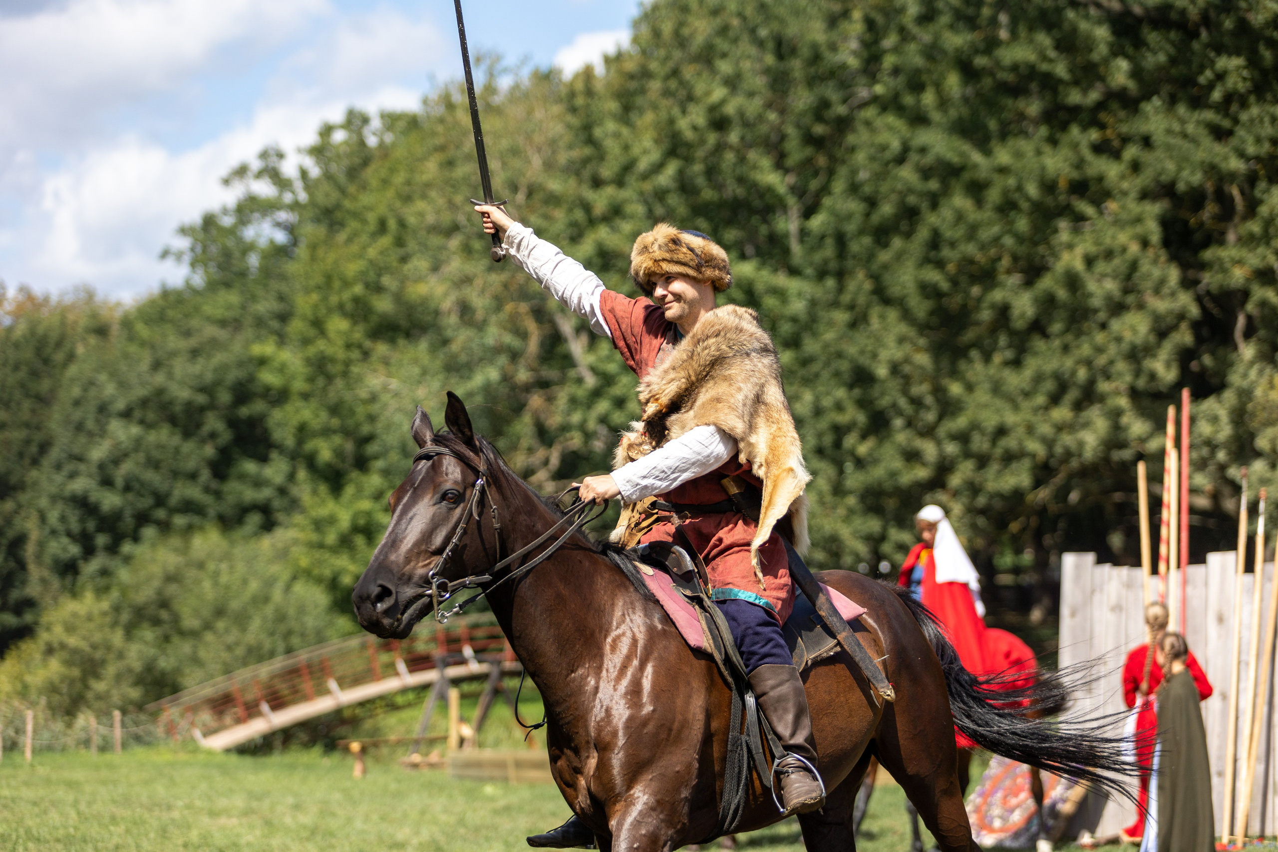Ежегодный фестиваль средневековья в Дукоре. Профессиональный интерьерный и репортажный фотограф Минск и РБ. Максим Орлов