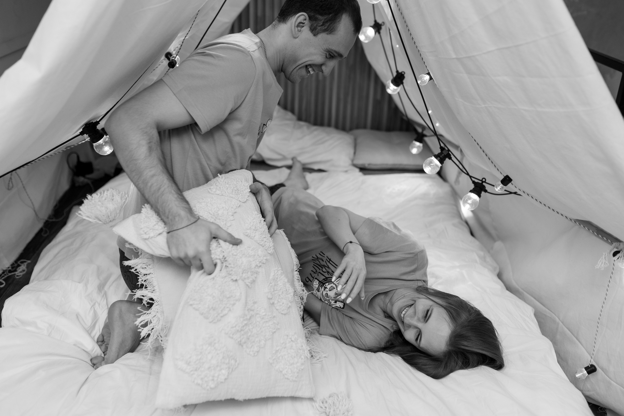 Love story Ильи и Кати. Профессиональный интерьерный и репортажный фотограф Минск и РБ. Максим Орлов