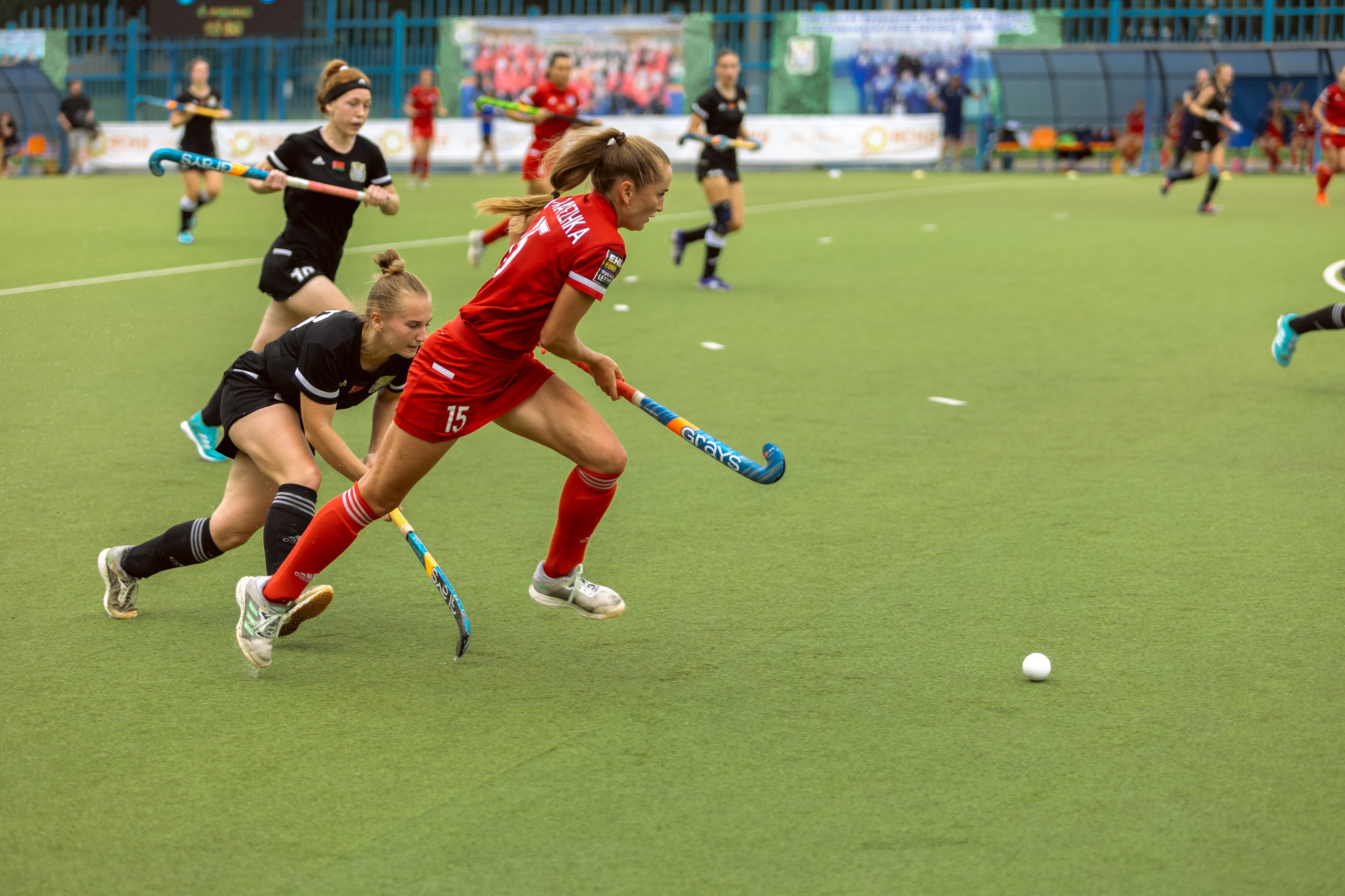 Хоккей на траве. Девушки. Минск — Виктория. 16.06.2024. Профессиональный интерьерный и репортажный фотограф Минск и РБ. Максим Орлов