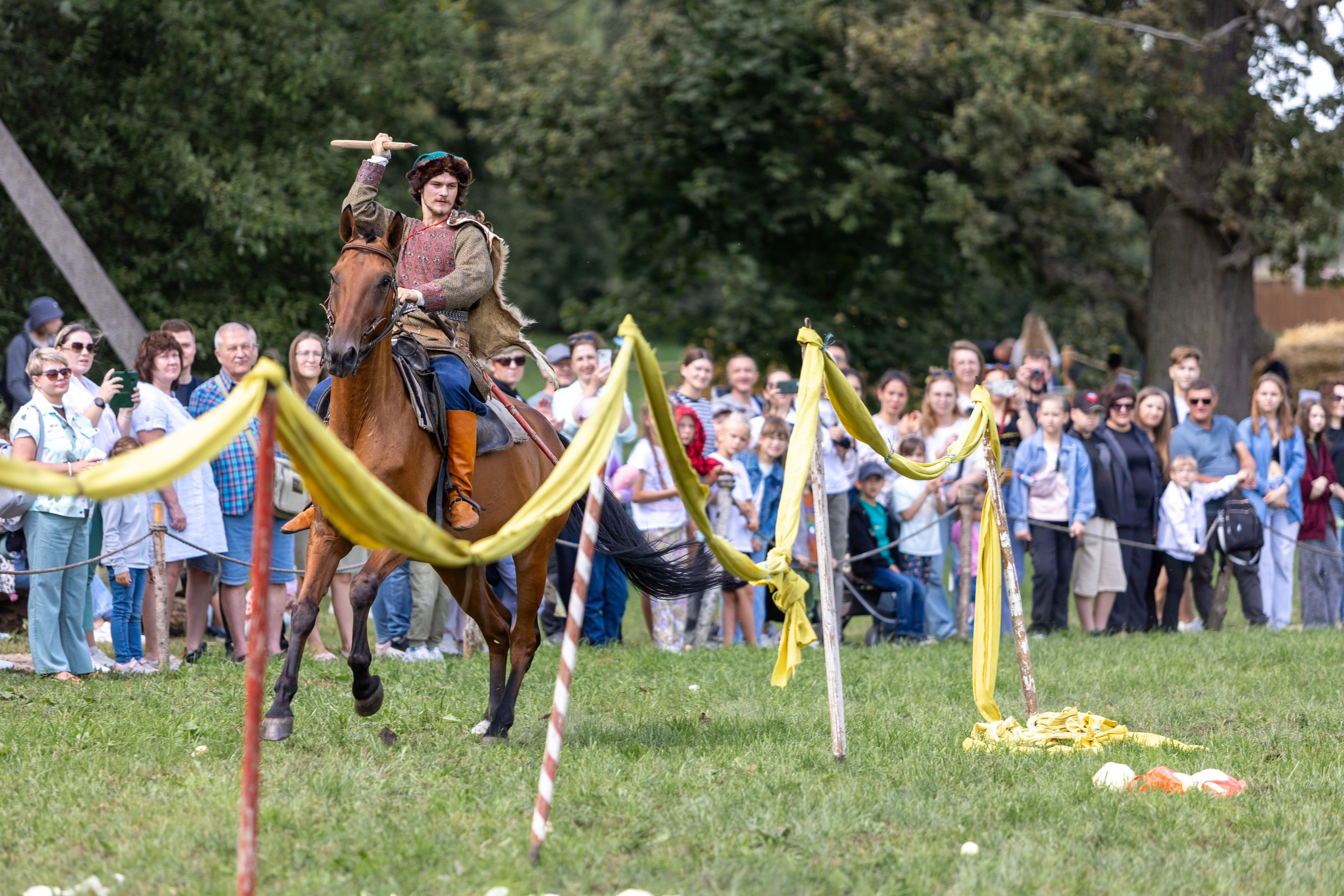 Ежегодный фестиваль средневековья в Дукоре. Профессиональный интерьерный и репортажный фотограф Минск и РБ. Максим Орлов