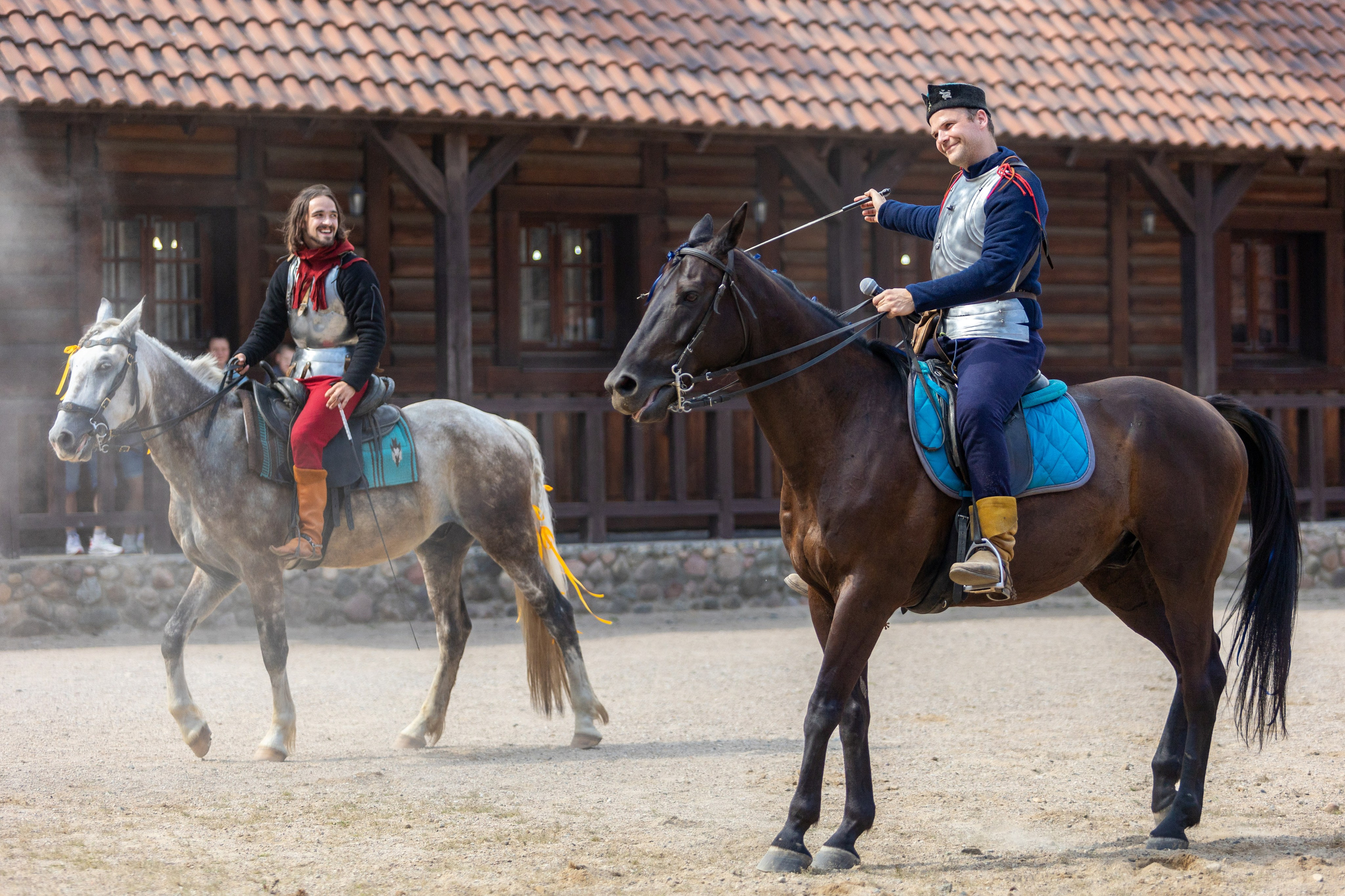 Выступление «Золотой шпоры» на празднике города Лиды. Профессиональный интерьерный и репортажный фотограф Минск и РБ. Максим Орлов