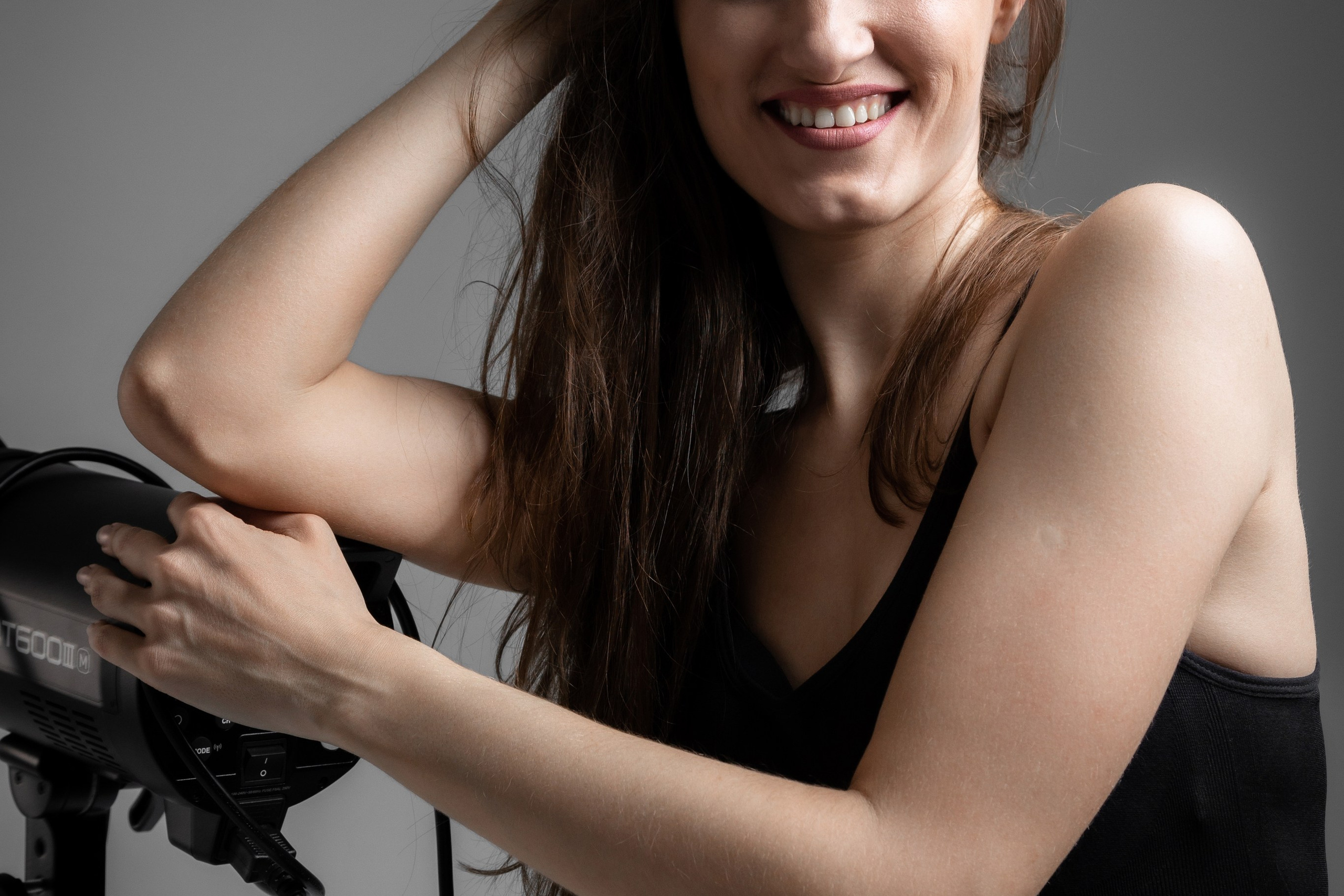 Алена (студийная на циклораме). Профессиональный интерьерный и репортажный фотограф Минск и РБ. Максим Орлов