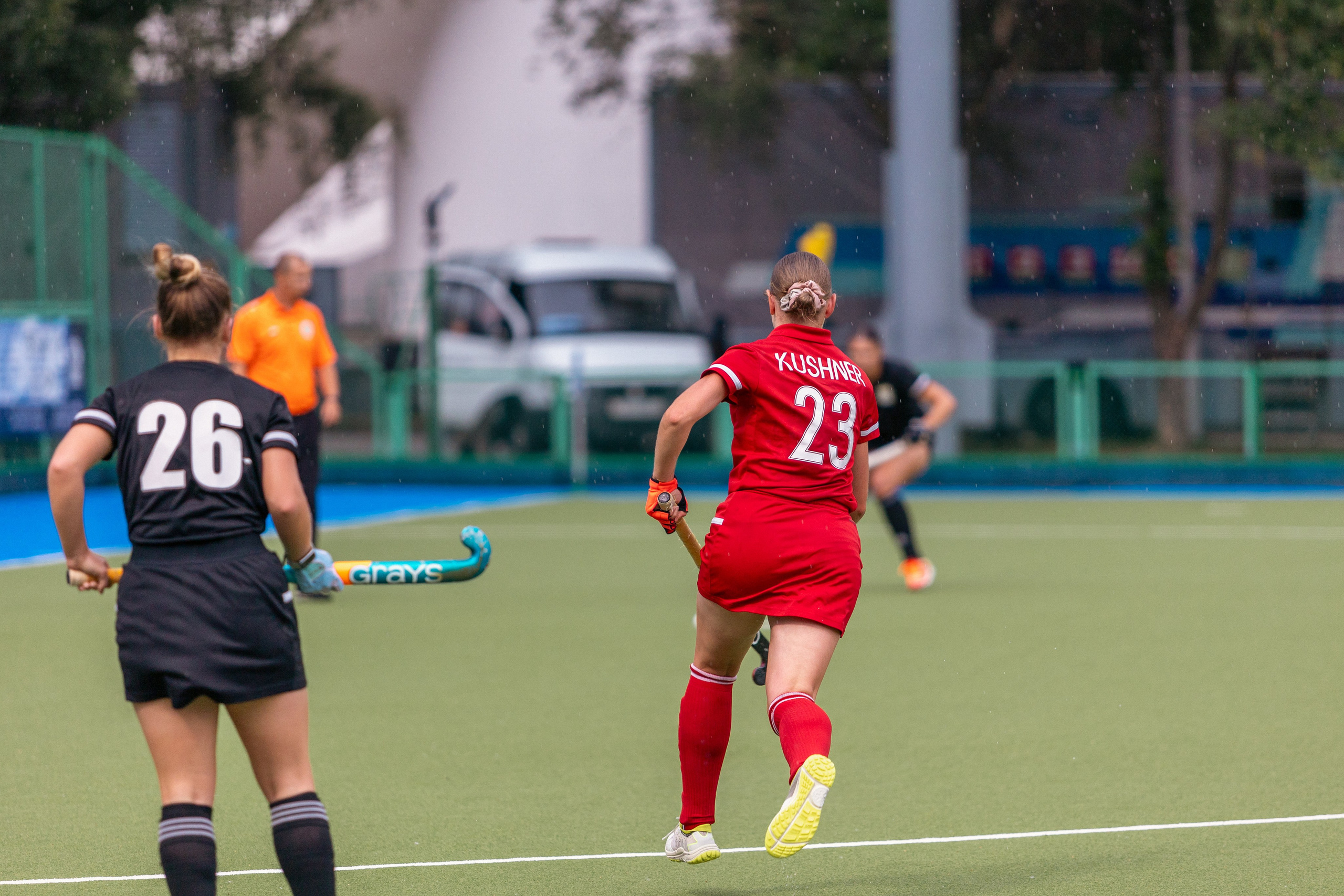 Хоккей на траве. Девушки. ХК Минск — ХК Виктория (Смолевичи) 10.06.2024. Профессиональный интерьерный и репортажный фотограф Минск и РБ. Максим Орлов