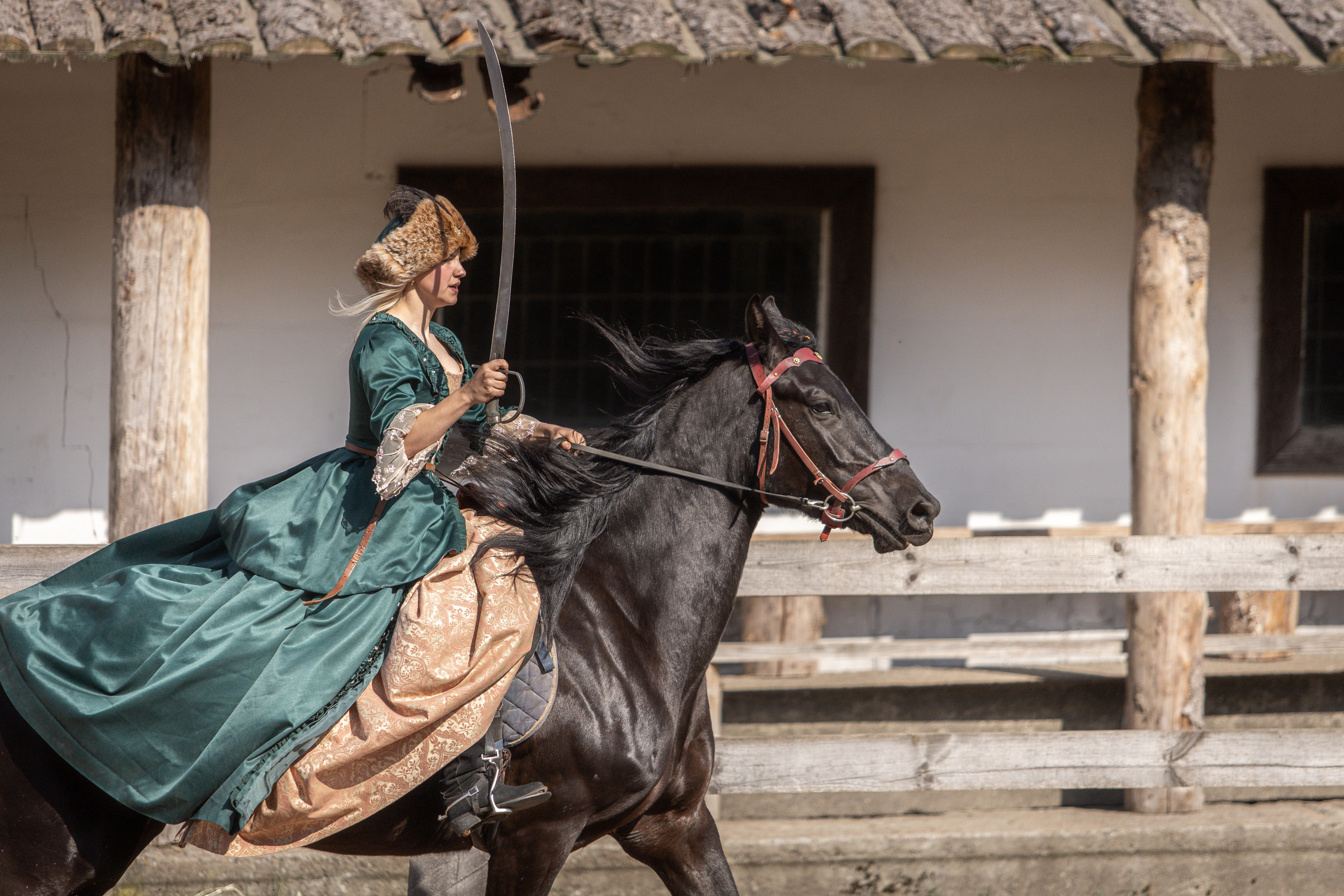 Золотая Шпора. Огнем и Мечем. День первый. Рыцарский турнир. Профессиональный интерьерный и репортажный фотограф Минск и РБ. Максим Орлов