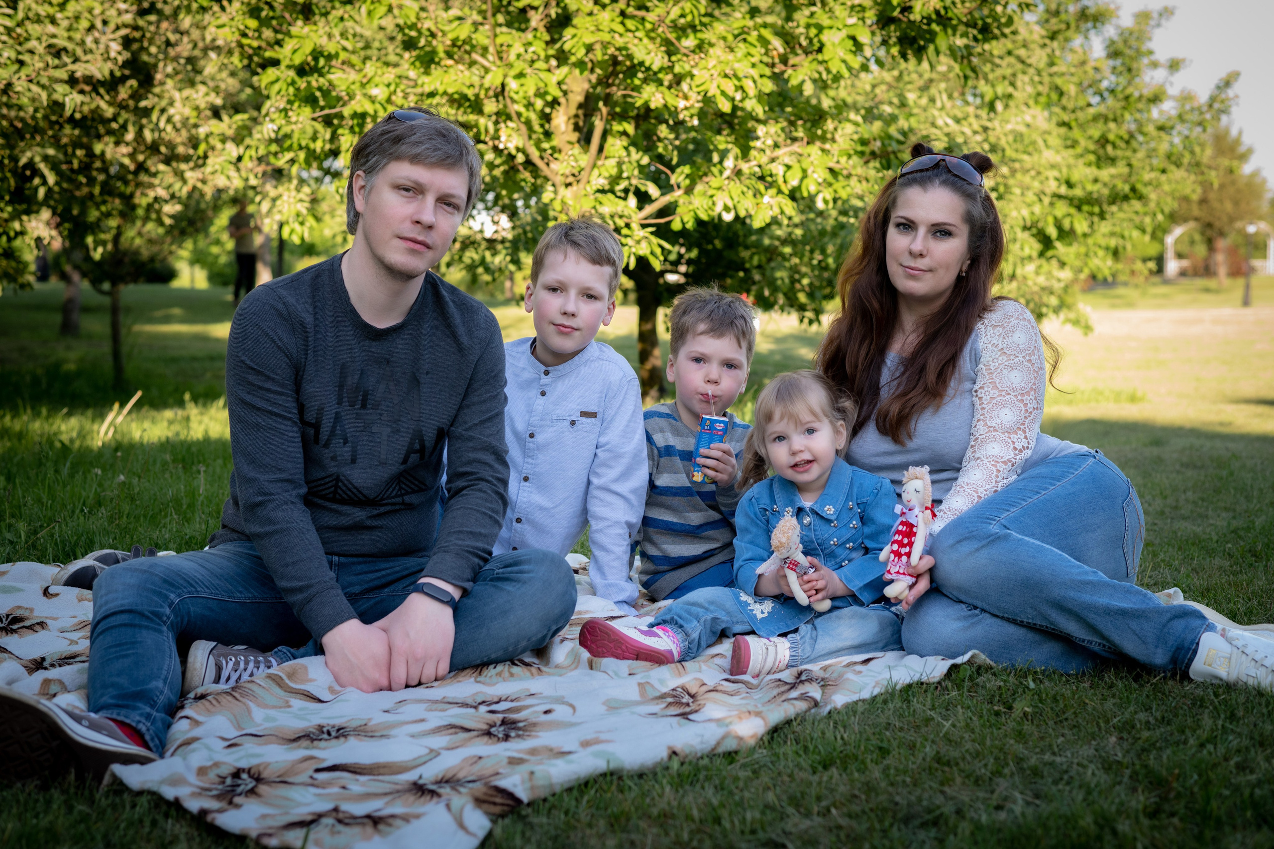 Илья и Аня, а также Кирилл, Андрей и Даша. Профессиональный интерьерный и репортажный фотограф Минск и РБ. Максим Орлов