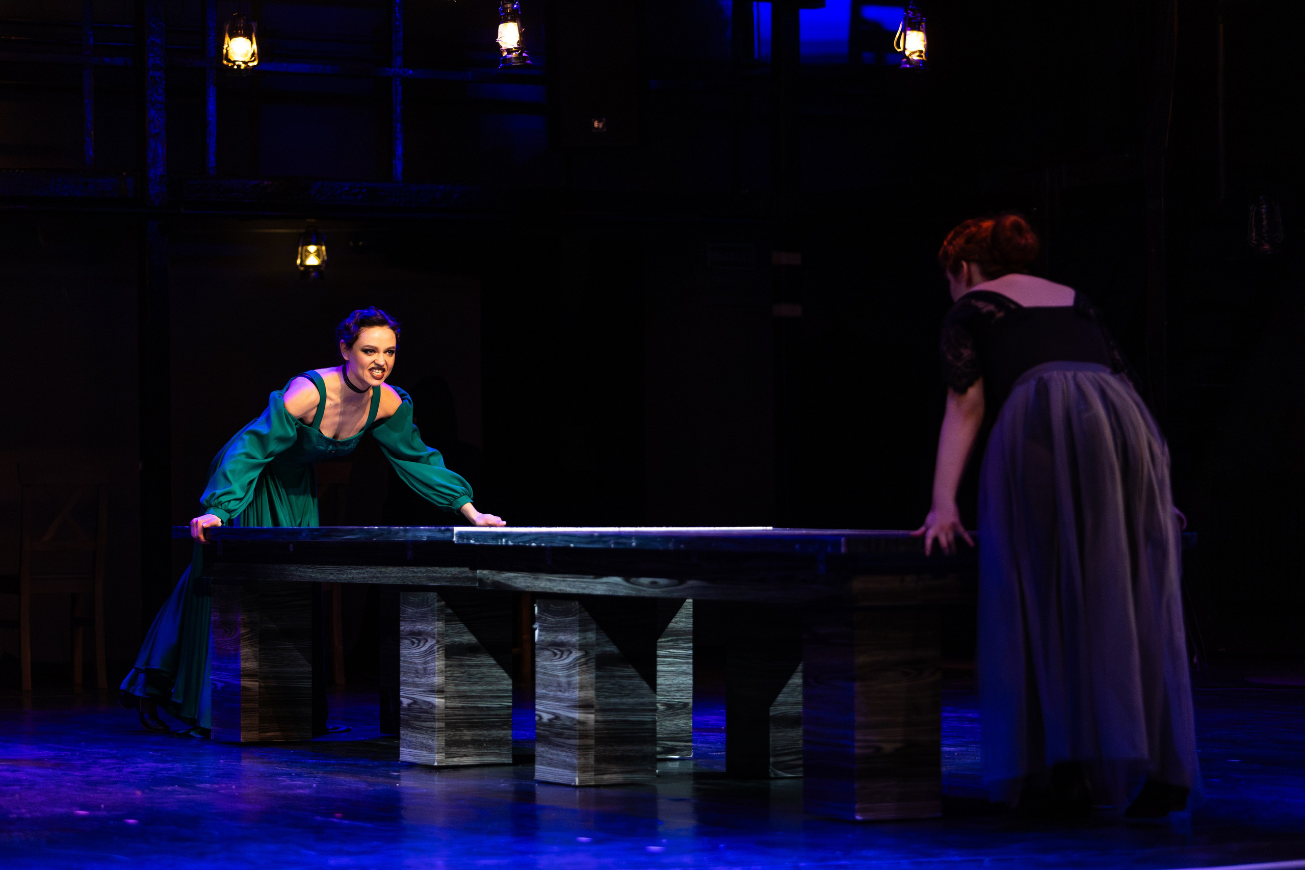 Новый театр «Дом Бернарды Альбы». Профессиональный интерьерный и репортажный фотограф Минск и РБ. Максим Орлов