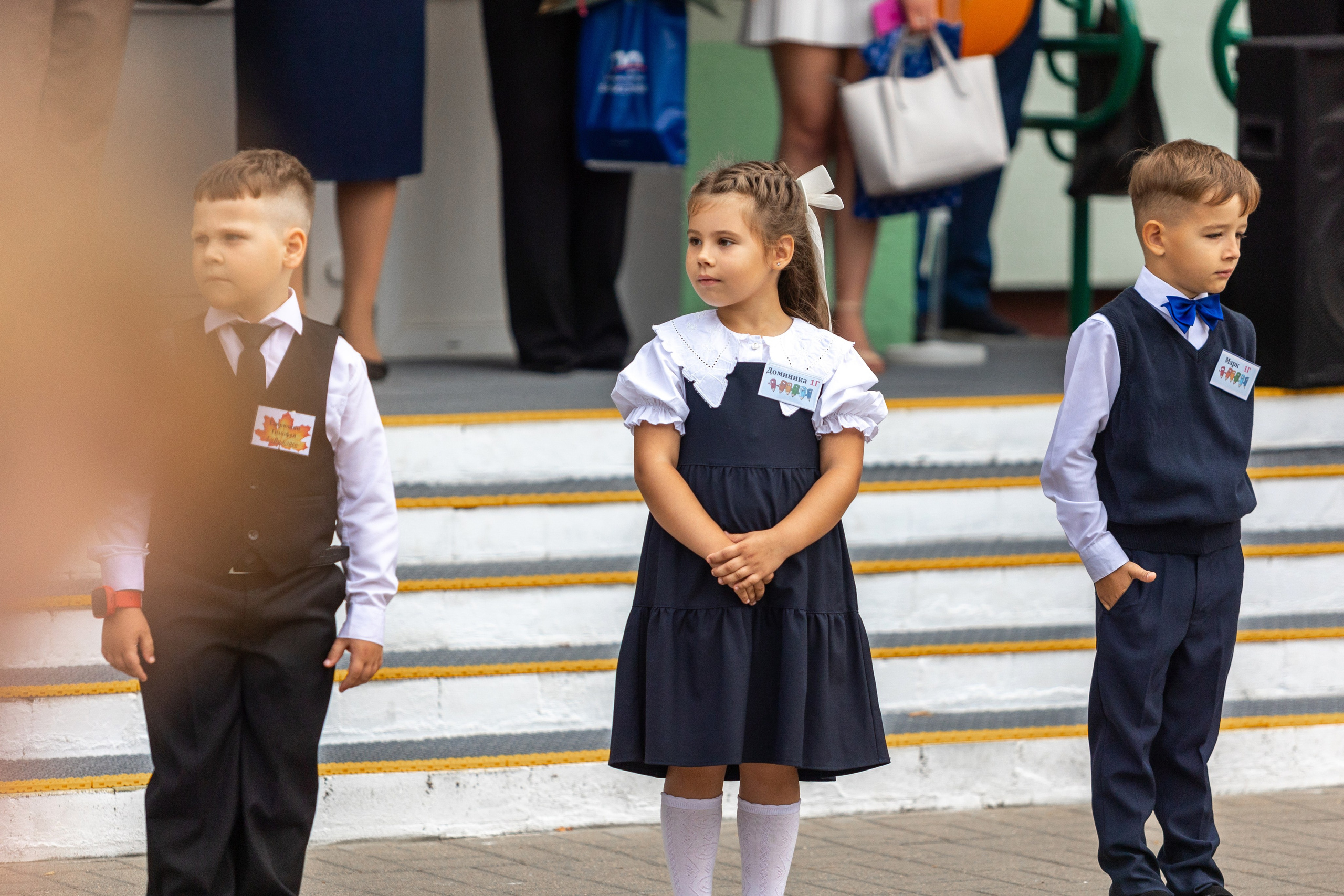 Линейка 1-го сентября. Профессиональный интерьерный и репортажный фотограф Минск и РБ. Максим Орлов