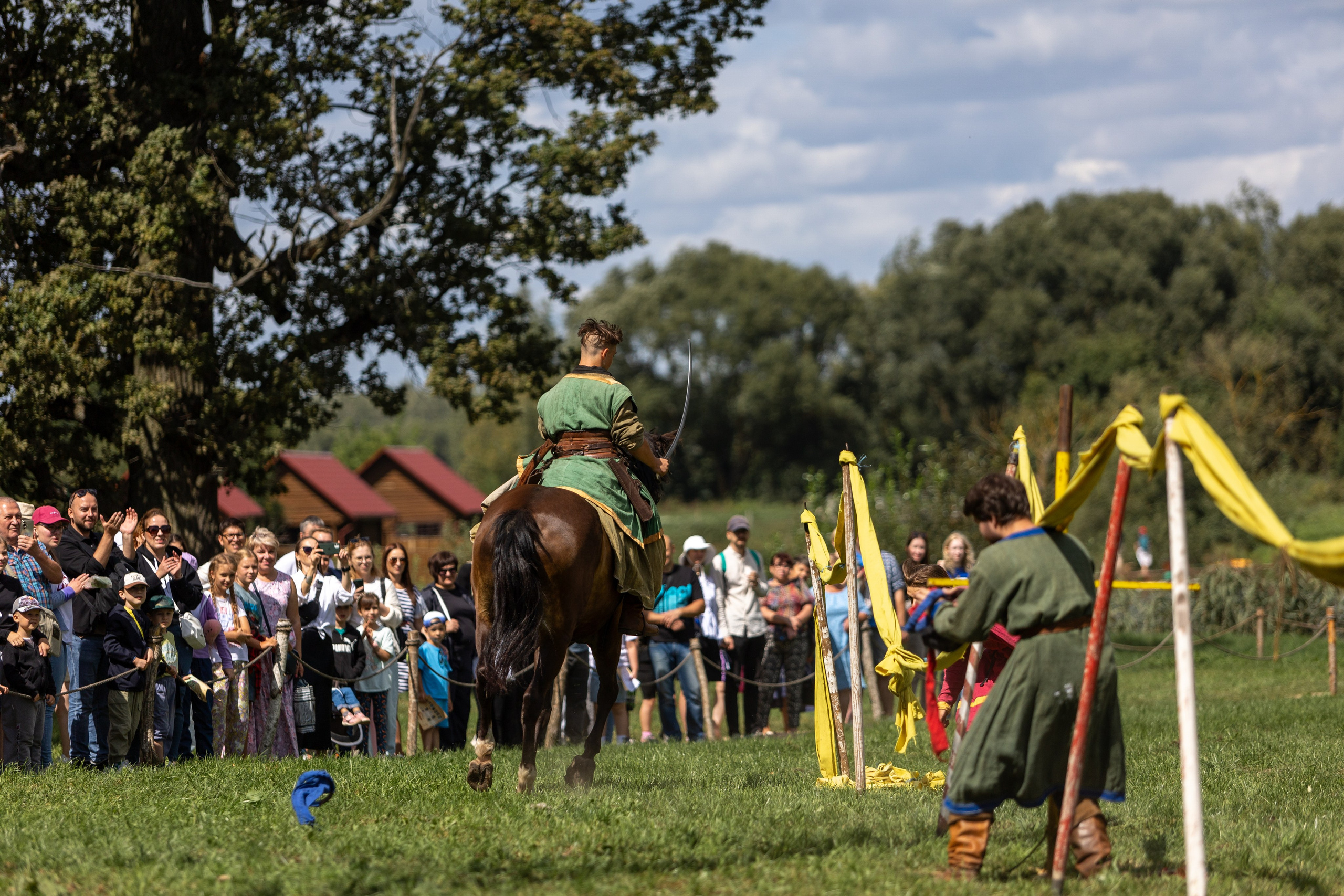 Ежегодный фестиваль средневековья в Дукоре. Профессиональный интерьерный и репортажный фотограф Минск и РБ. Максим Орлов