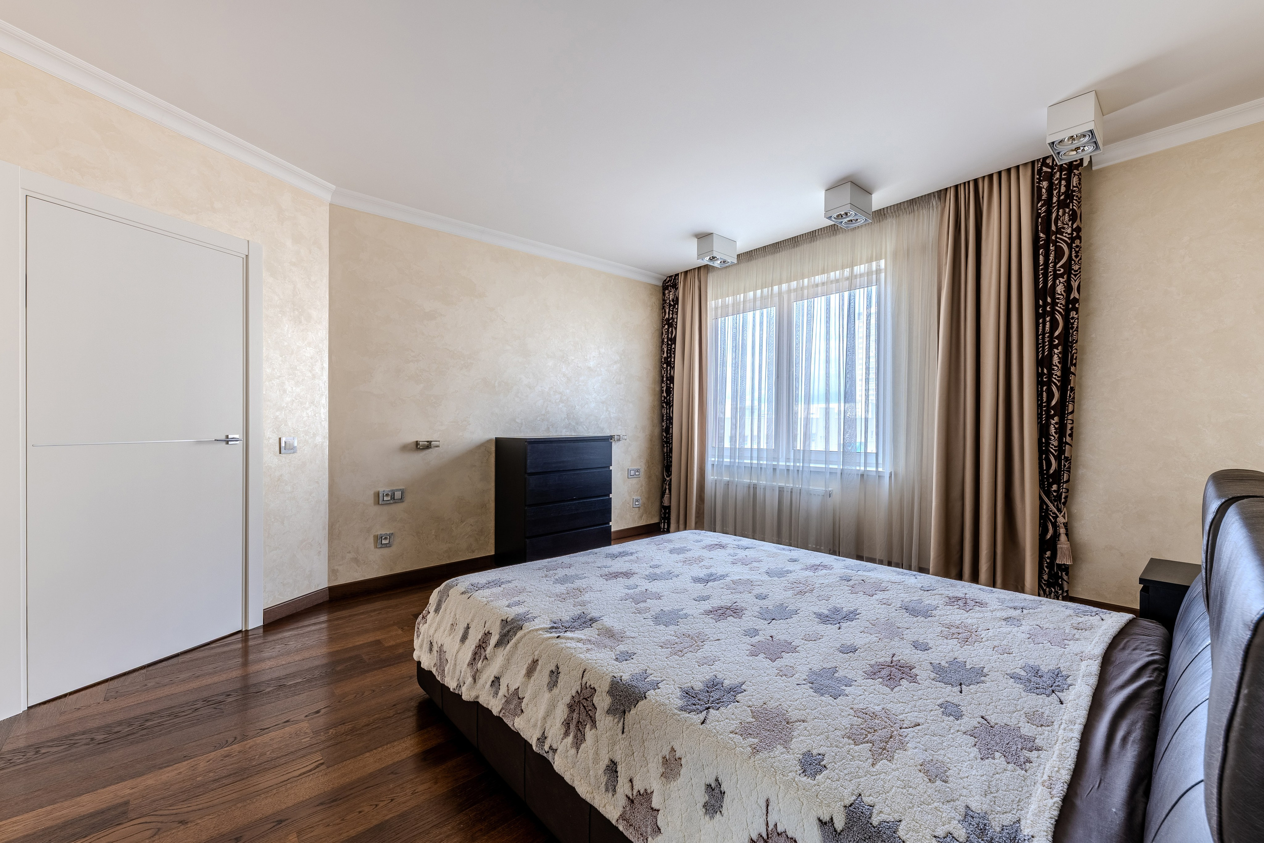 Мстиславца 20. Для продажи. Профессиональный интерьерный и репортажный фотограф Минск и РБ. Максим Орлов