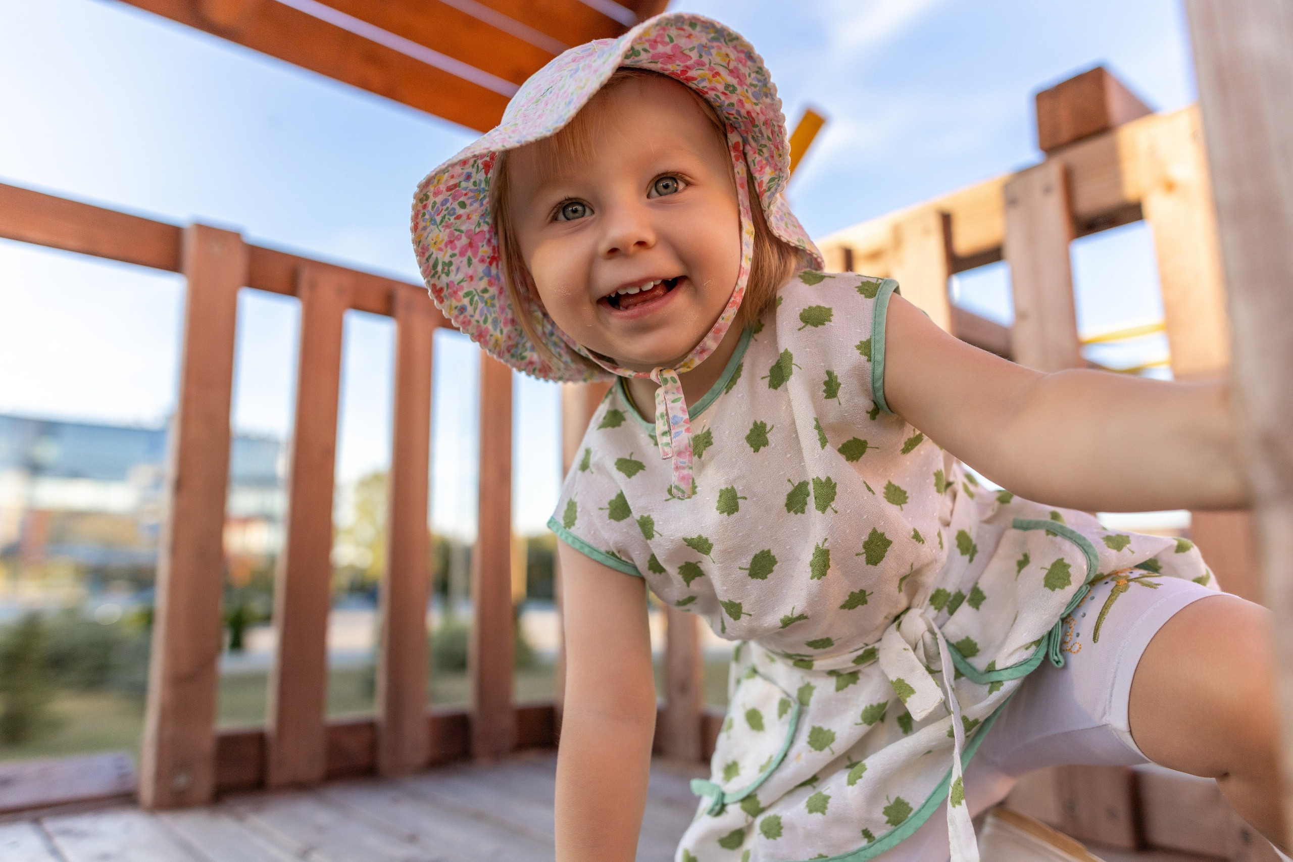 Детская живая фотосессия. Профессиональный интерьерный и репортажный фотограф Минск и РБ. Максим Орлов