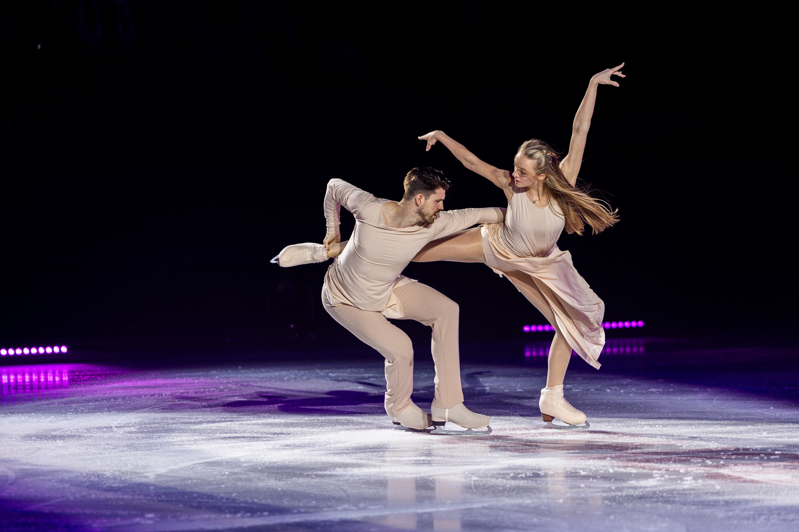 Ледовое шоу Ильи Авербуха 30.03.2024. Профессиональный интерьерный и репортажный фотограф Минск и РБ. Максим Орлов